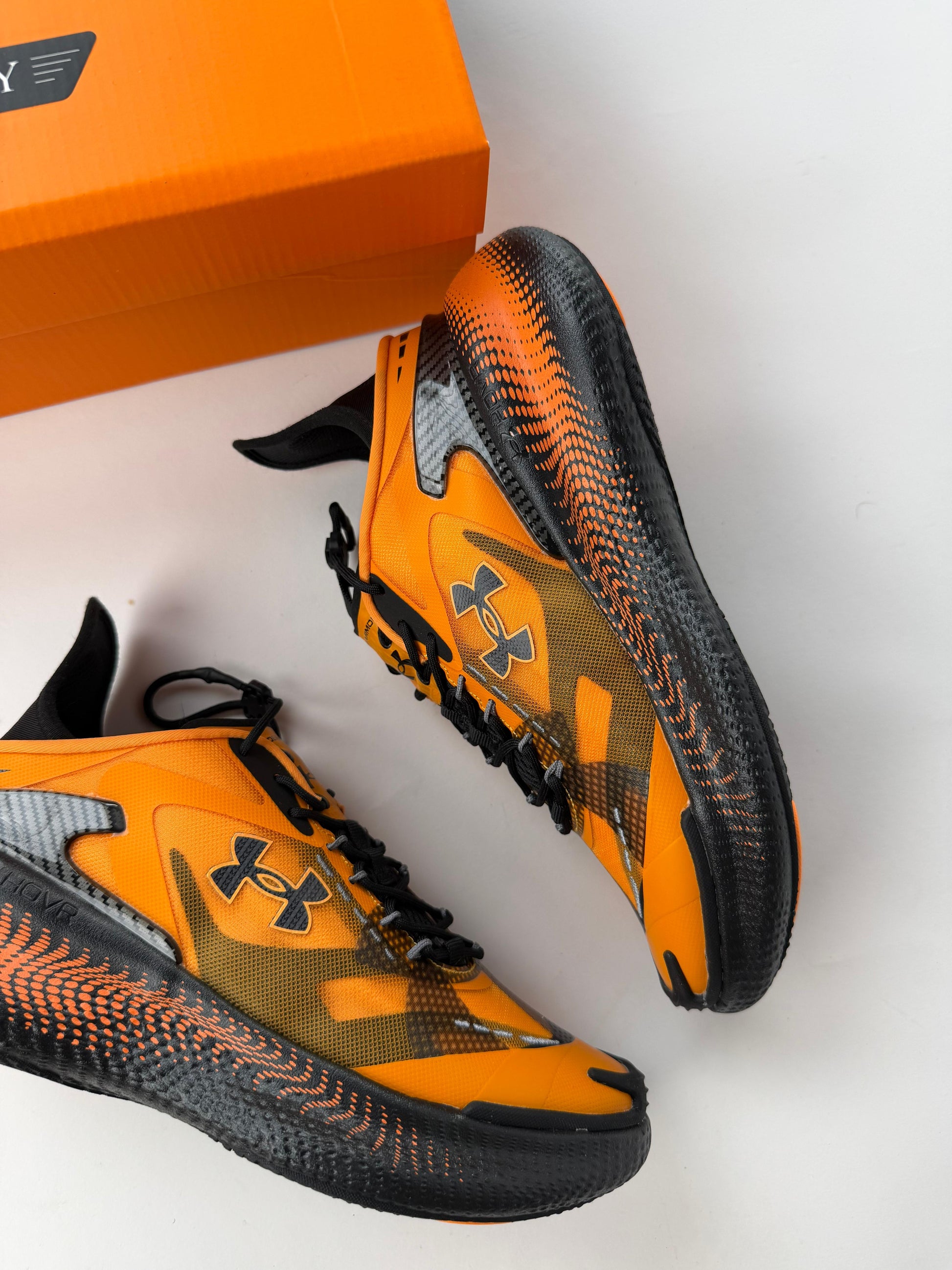 UNDER ARMOUR UA ECHO