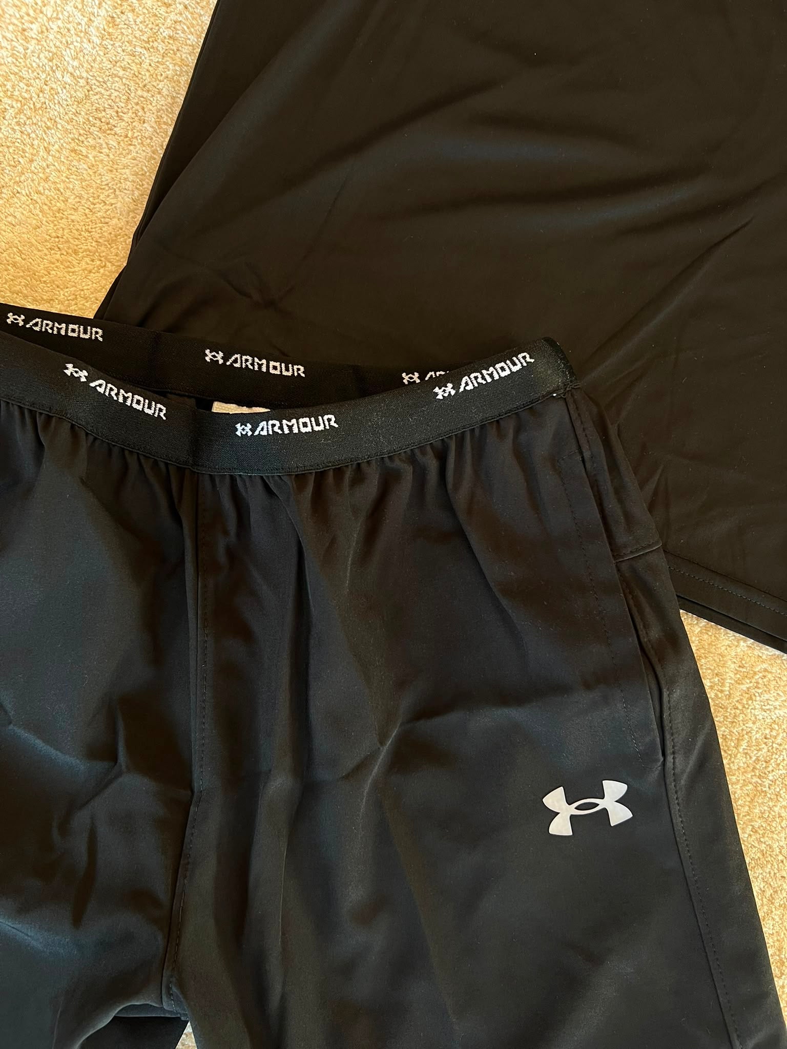 UNDER ARMOUR CONJUNTO CORTO