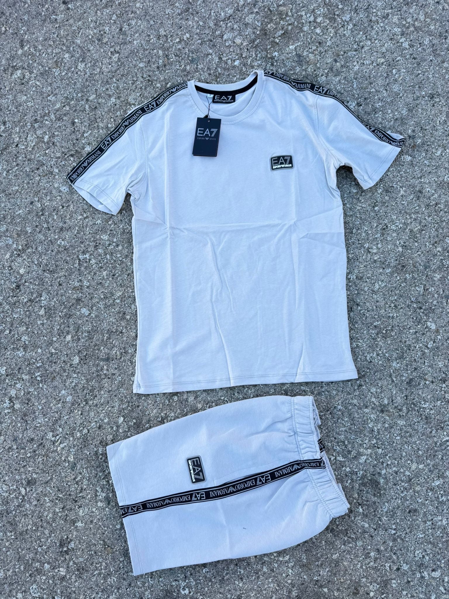 EMPORIO ARMANI CONJUNTO CORTO
