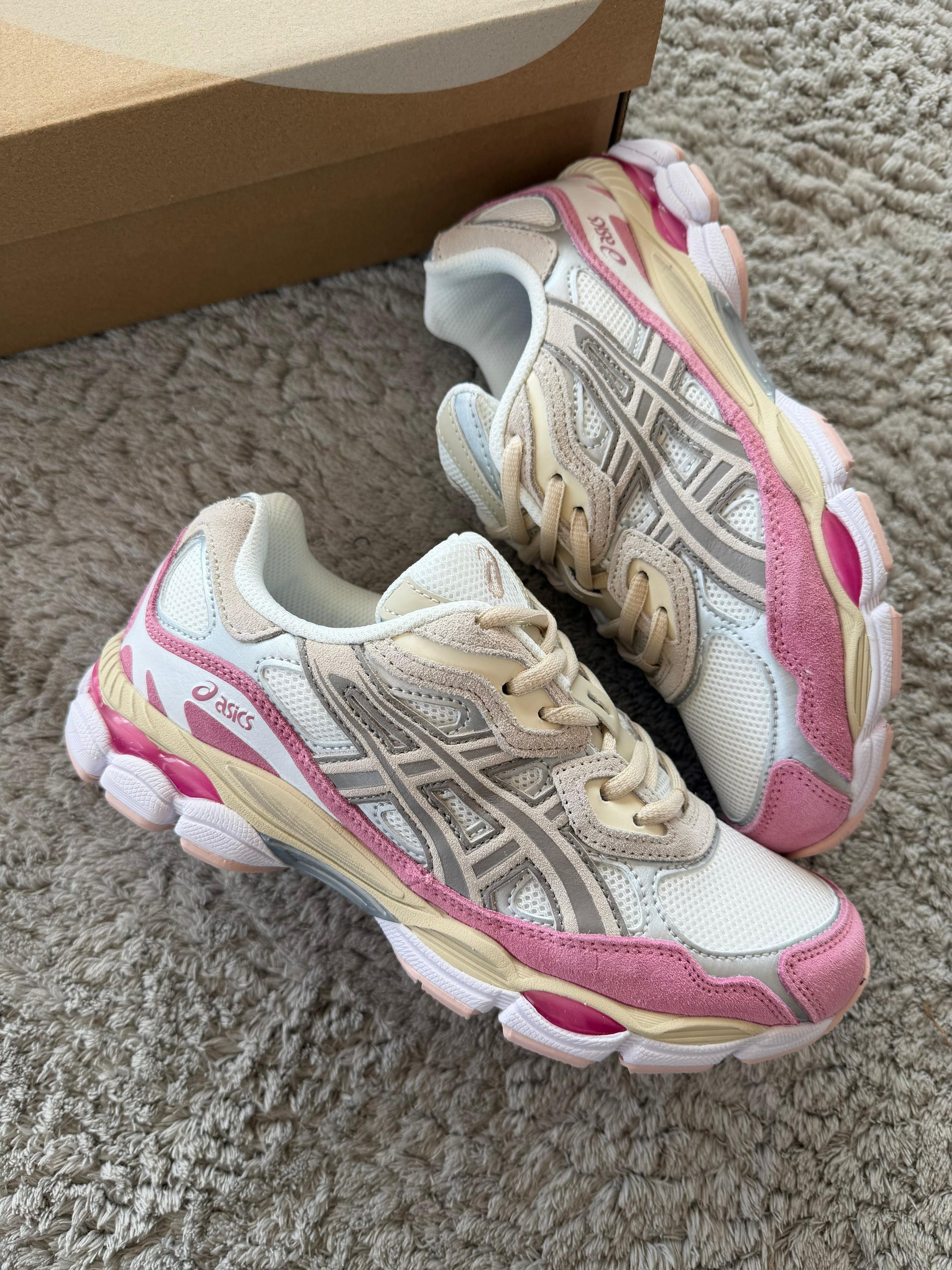 ASICS