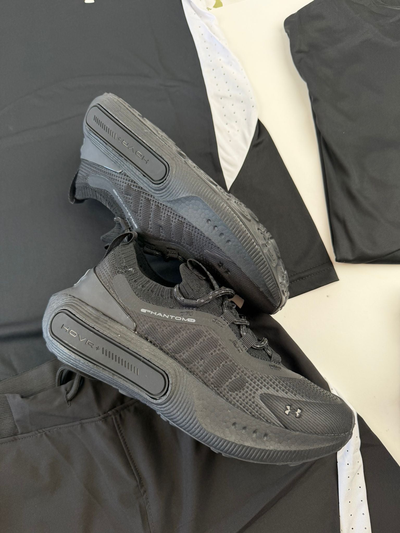 UNDER ARMOUR STORM