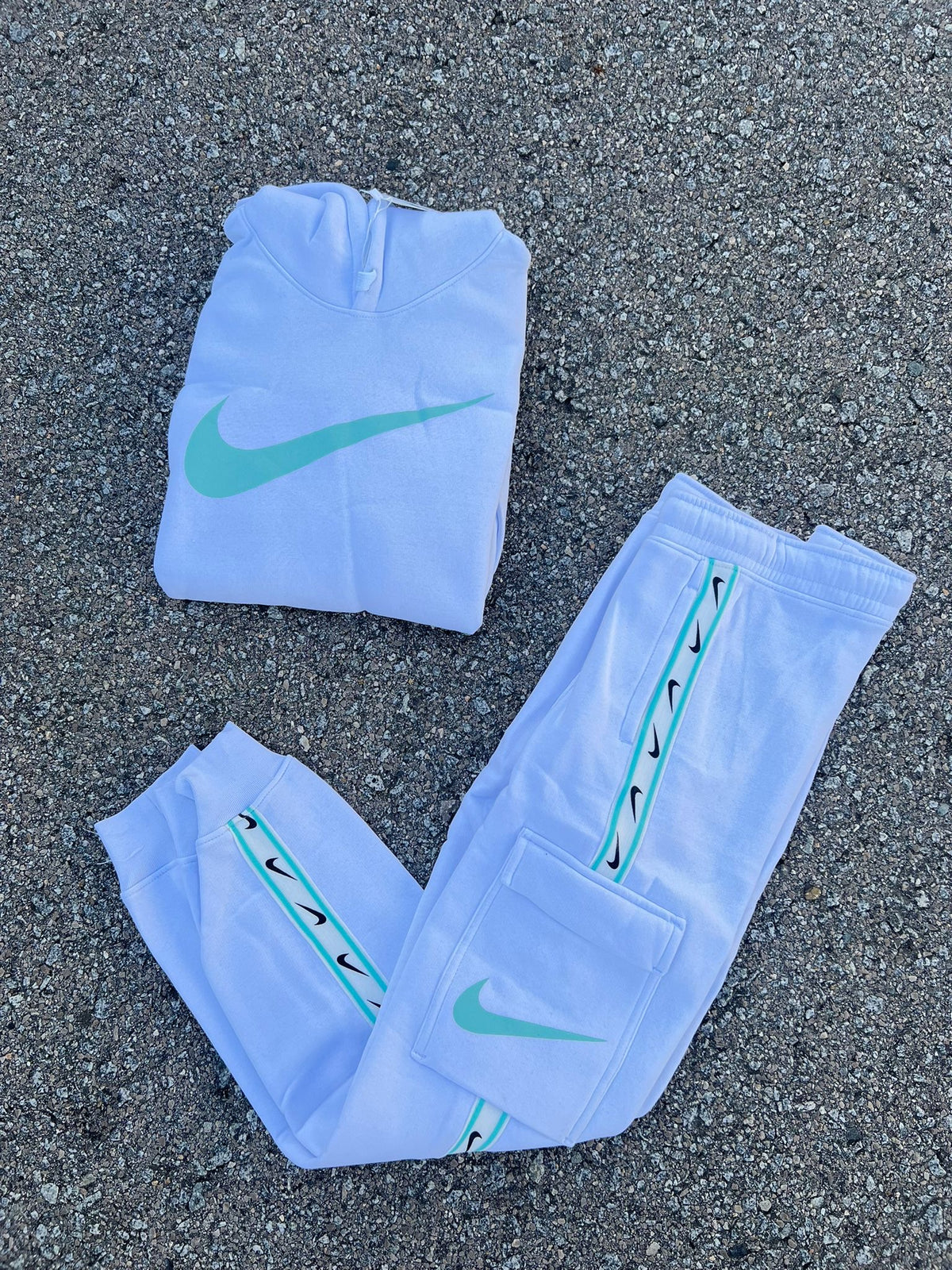 CHANDAL NIKE REPEAT