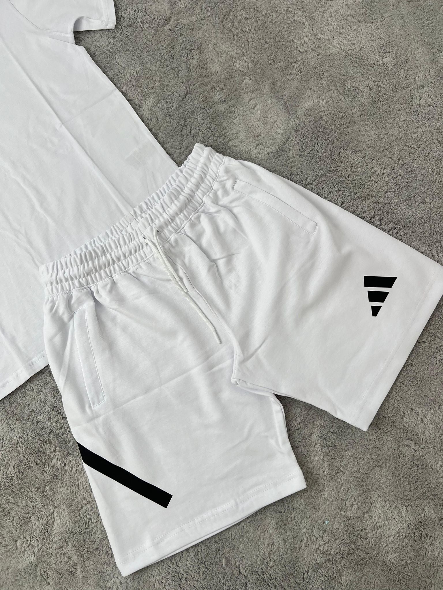 ADIDAS CONJUNTO CORTO