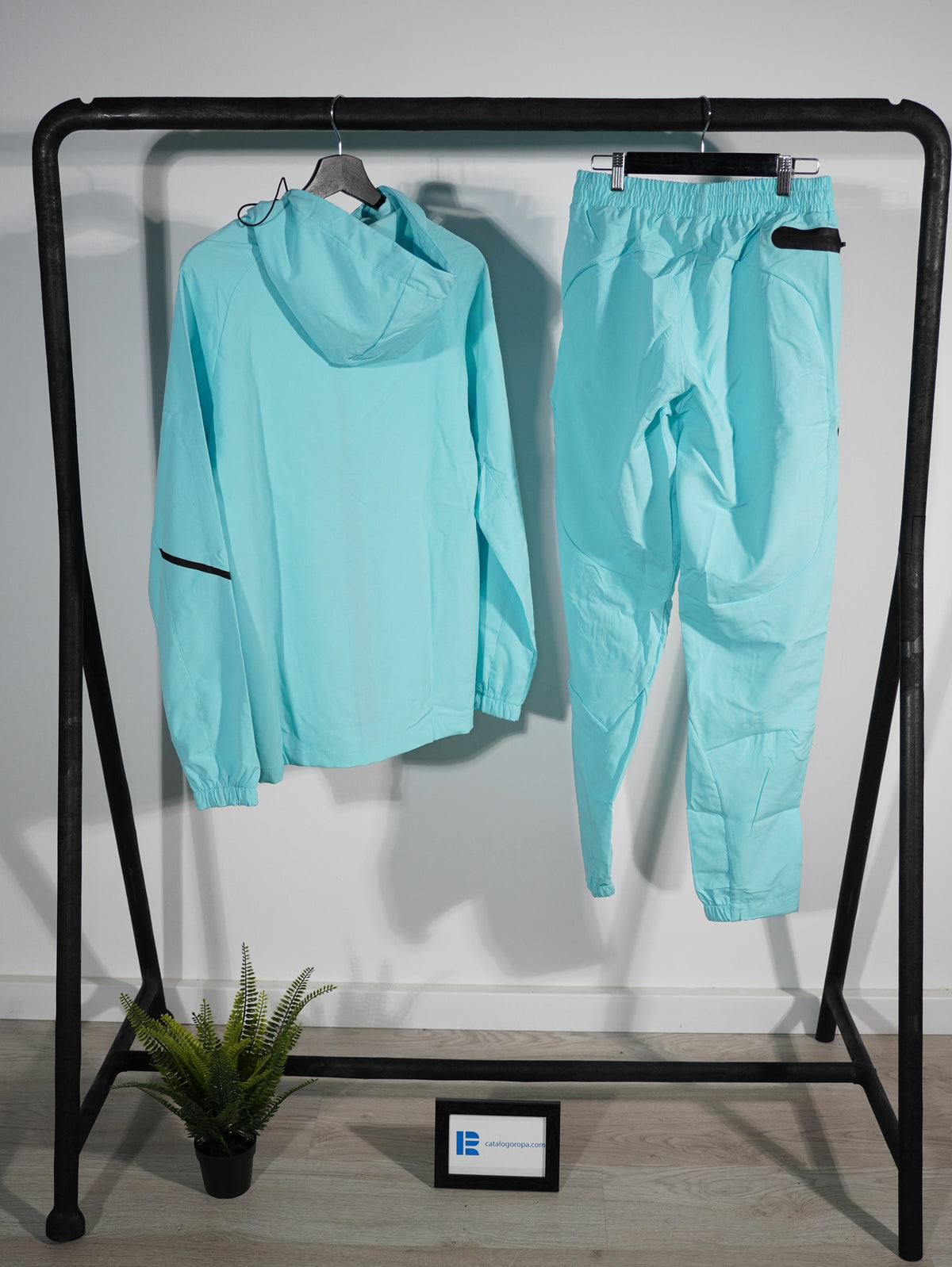 CHANDAL UNDER ARMOUR
