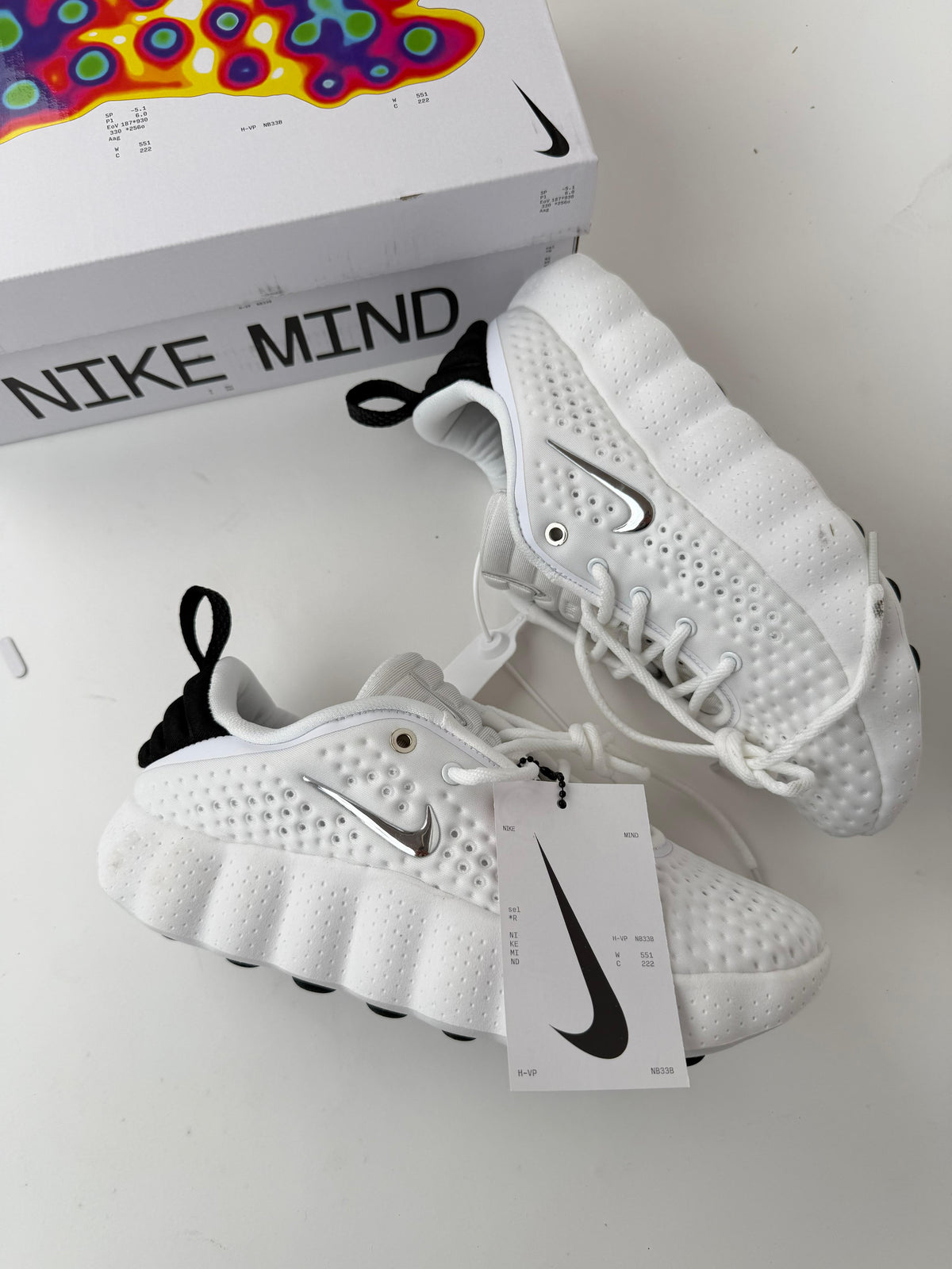 NIKE MIND 002