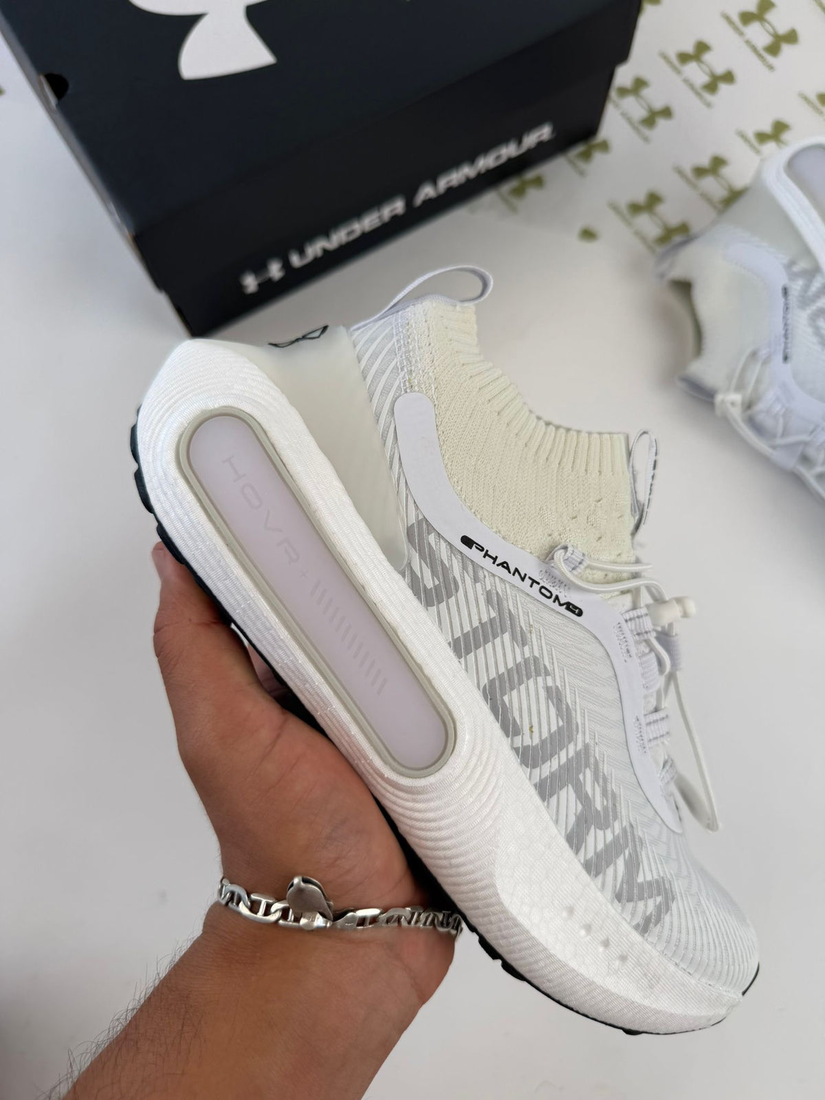 UNDER ARMOUR STORM