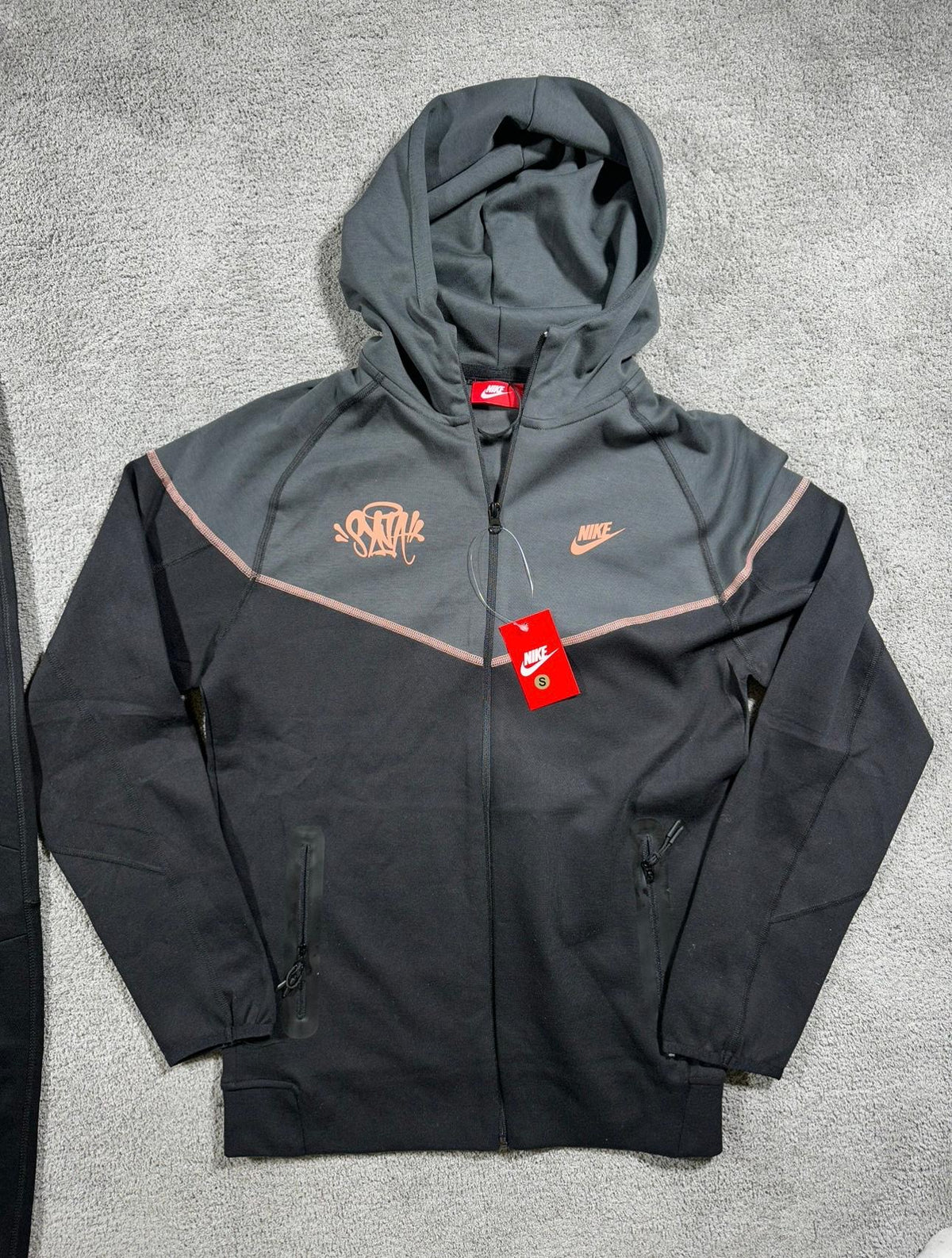 CHANDAL NIKE TECH SYNA