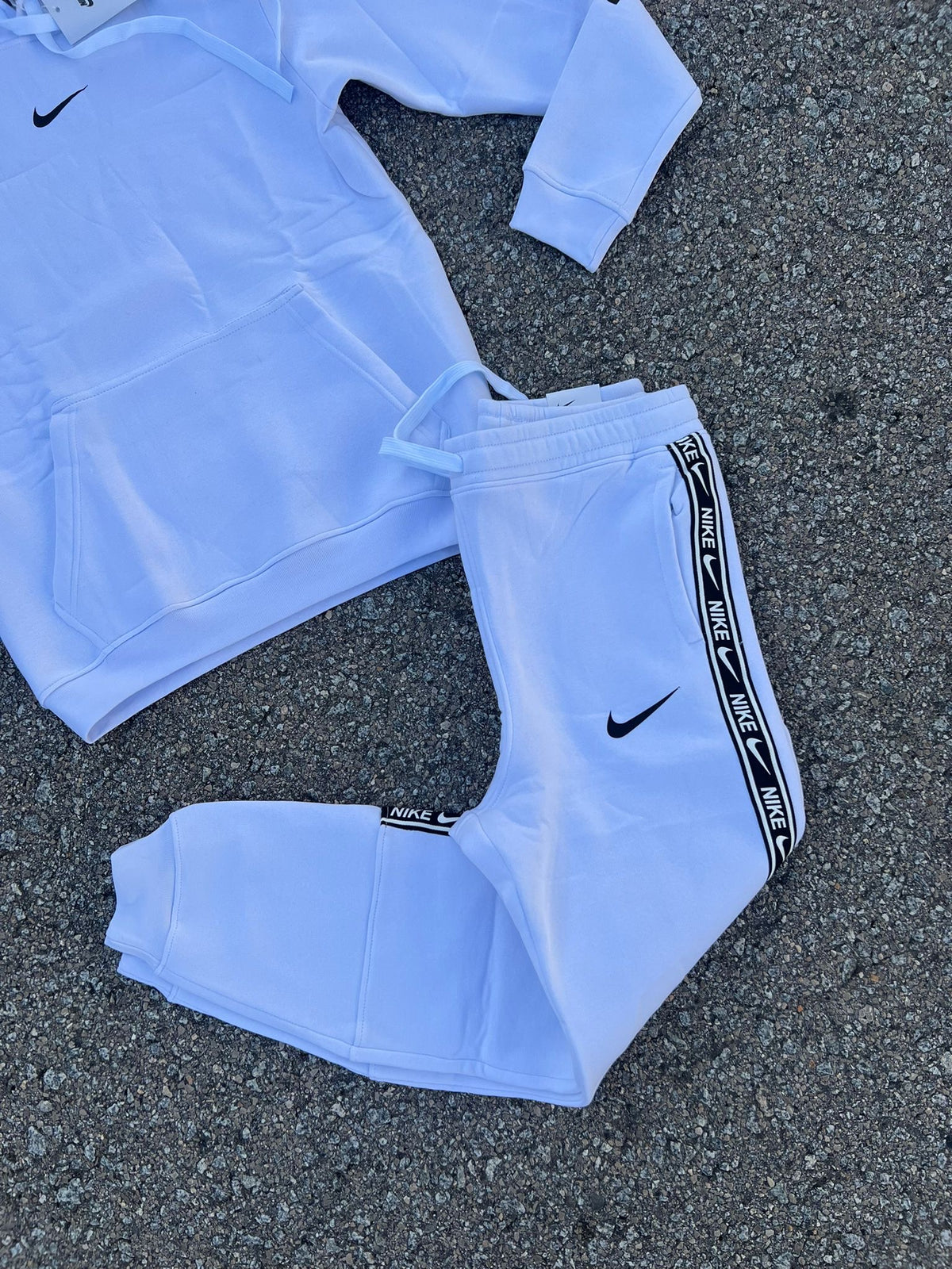CHANDAL NIKE REPEAT