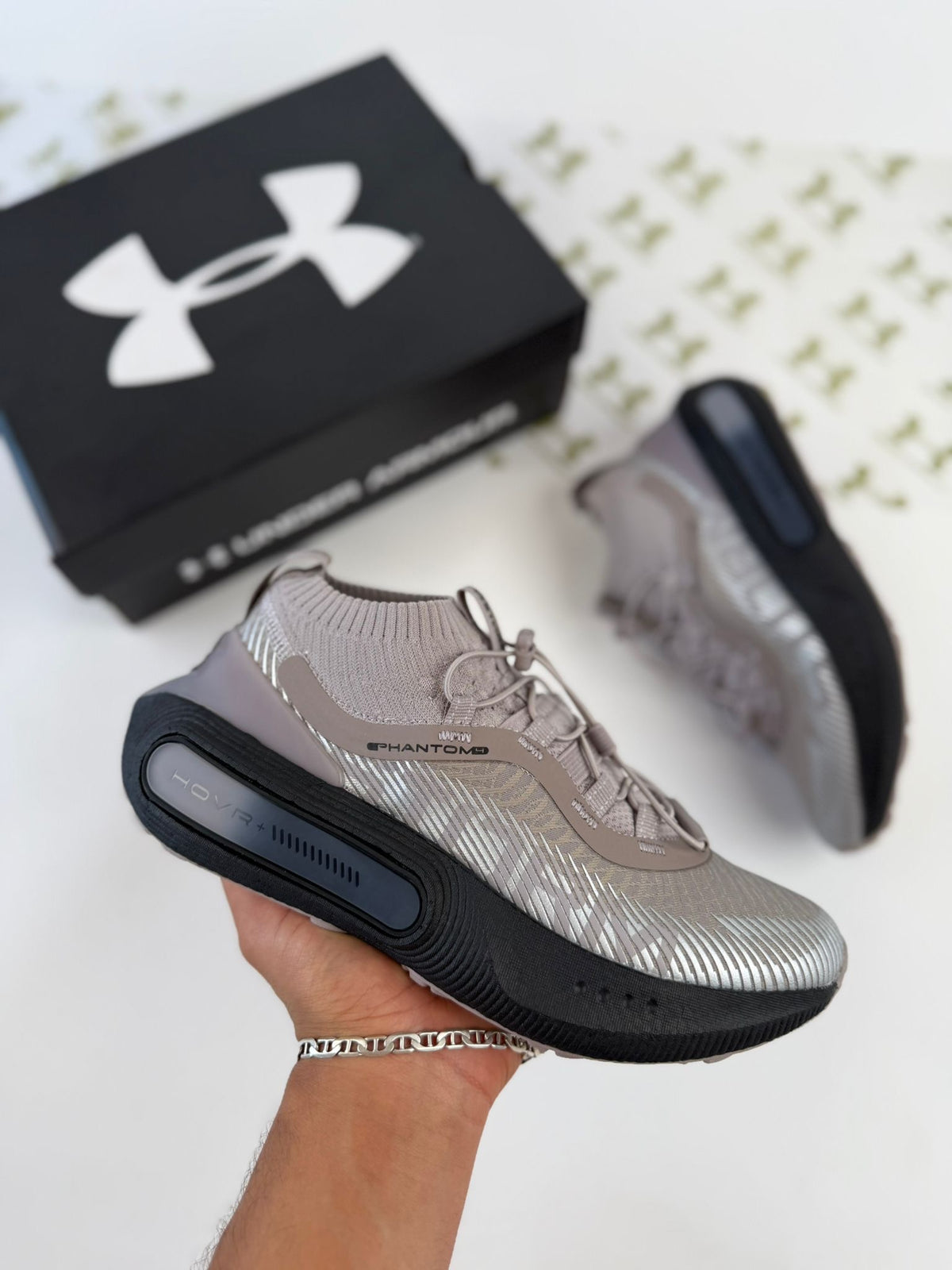 UNDER ARMOUR STORM