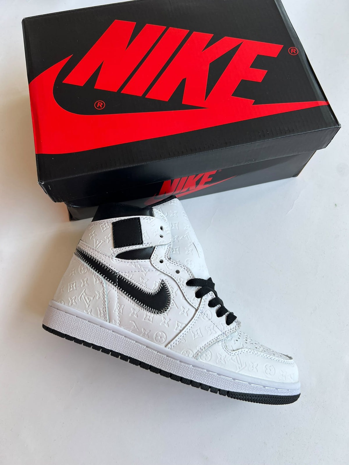 AIR JORDAN 1 MIND