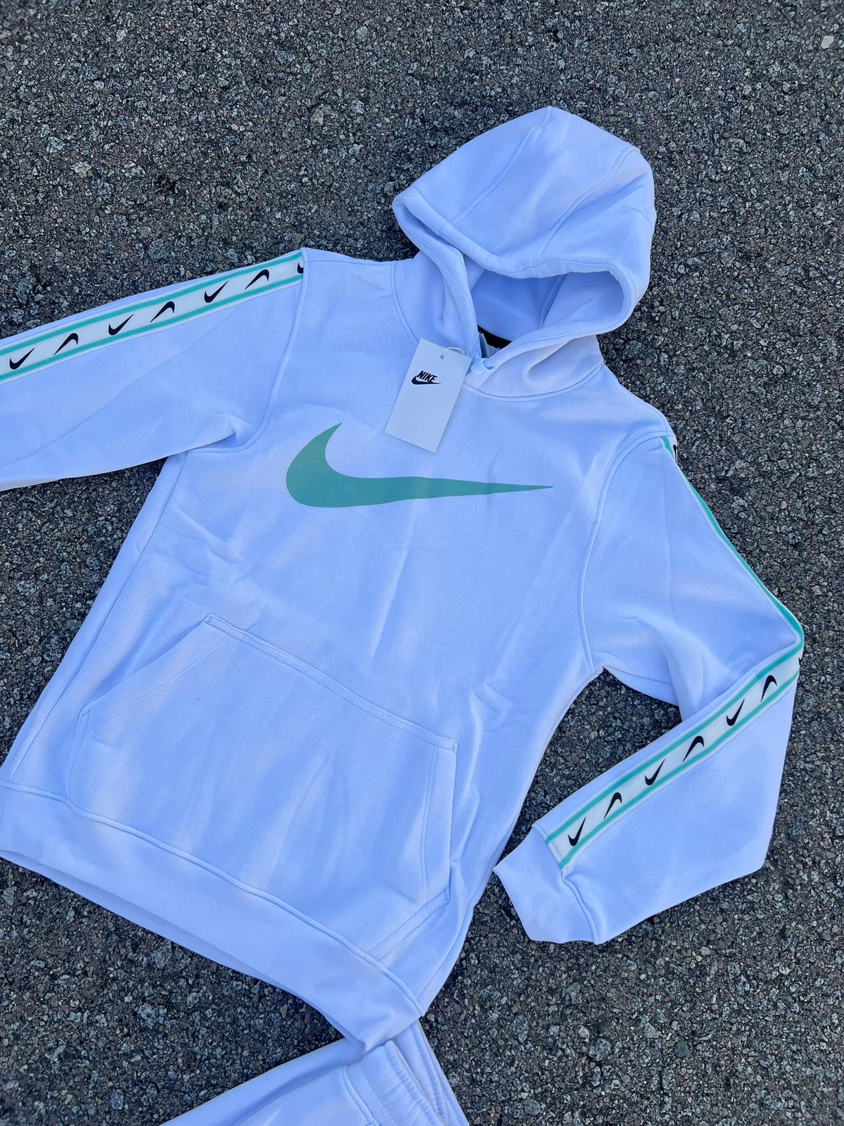 CHANDAL NIKE REPEAT