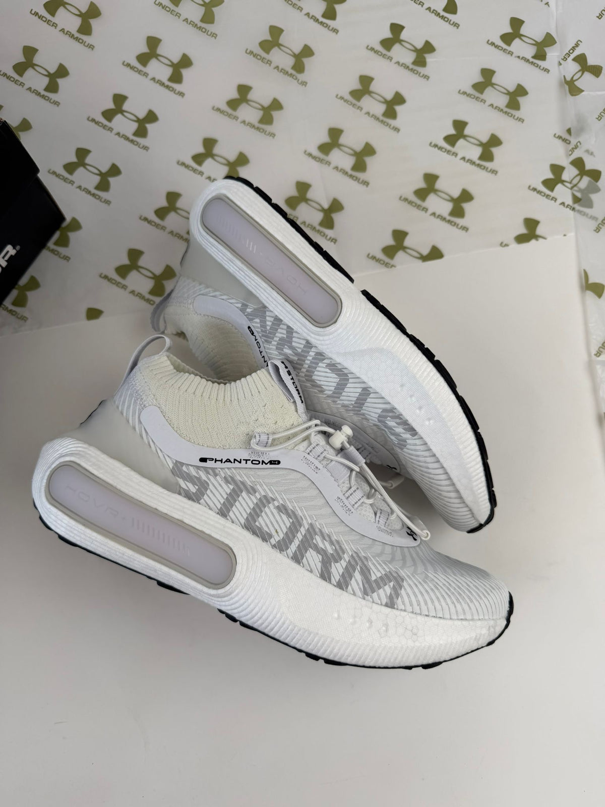 UNDER ARMOUR STORM