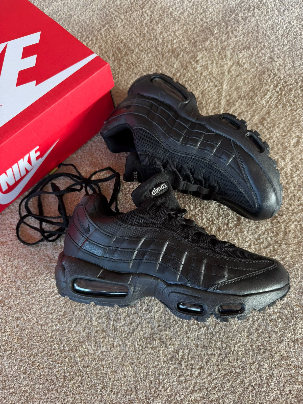 NIKE AIRMAX 95
