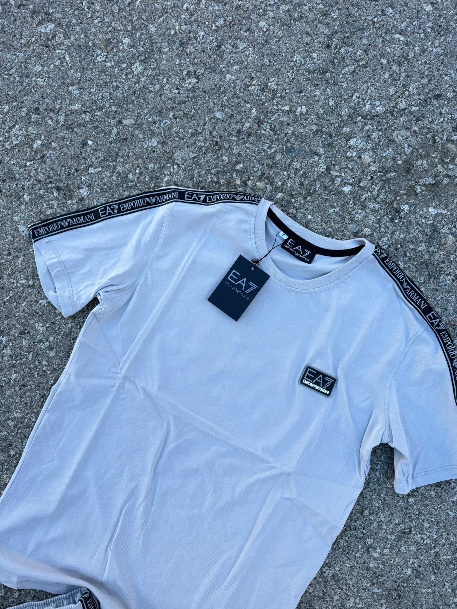 EMPORIO ARMANI CONJUNTO CORTO