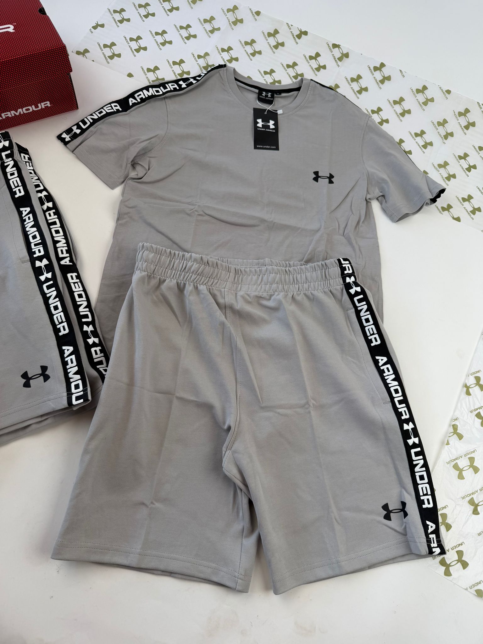 UNDER ARMOUR 2026