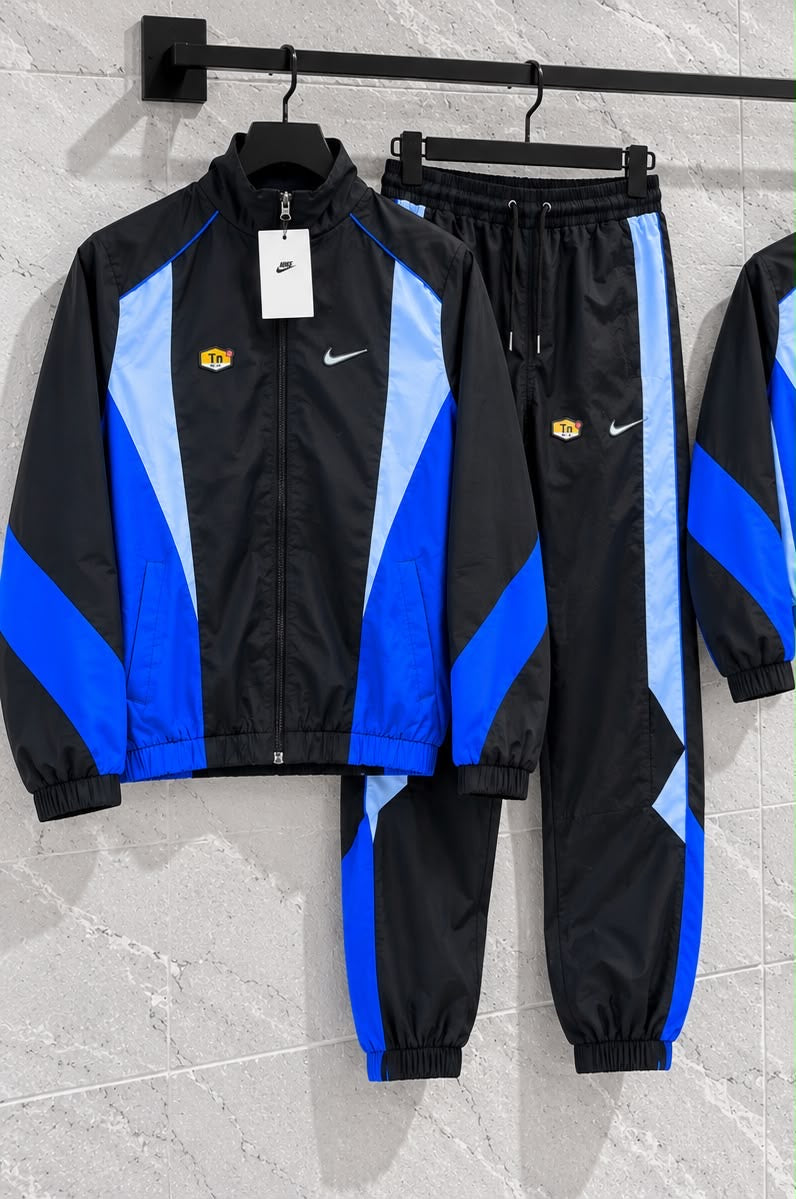 CHANDAL NIKE TN