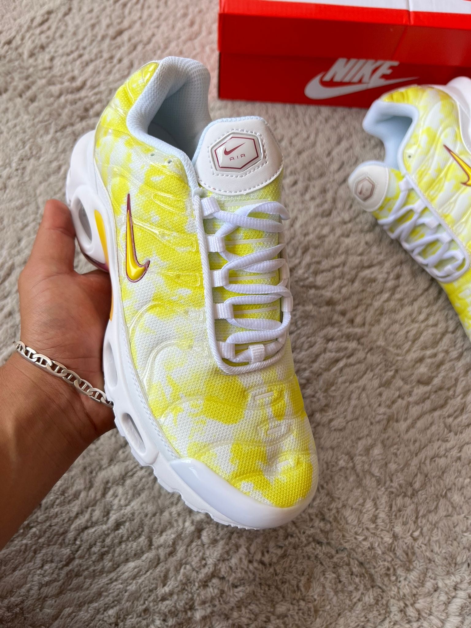 NIKE TN