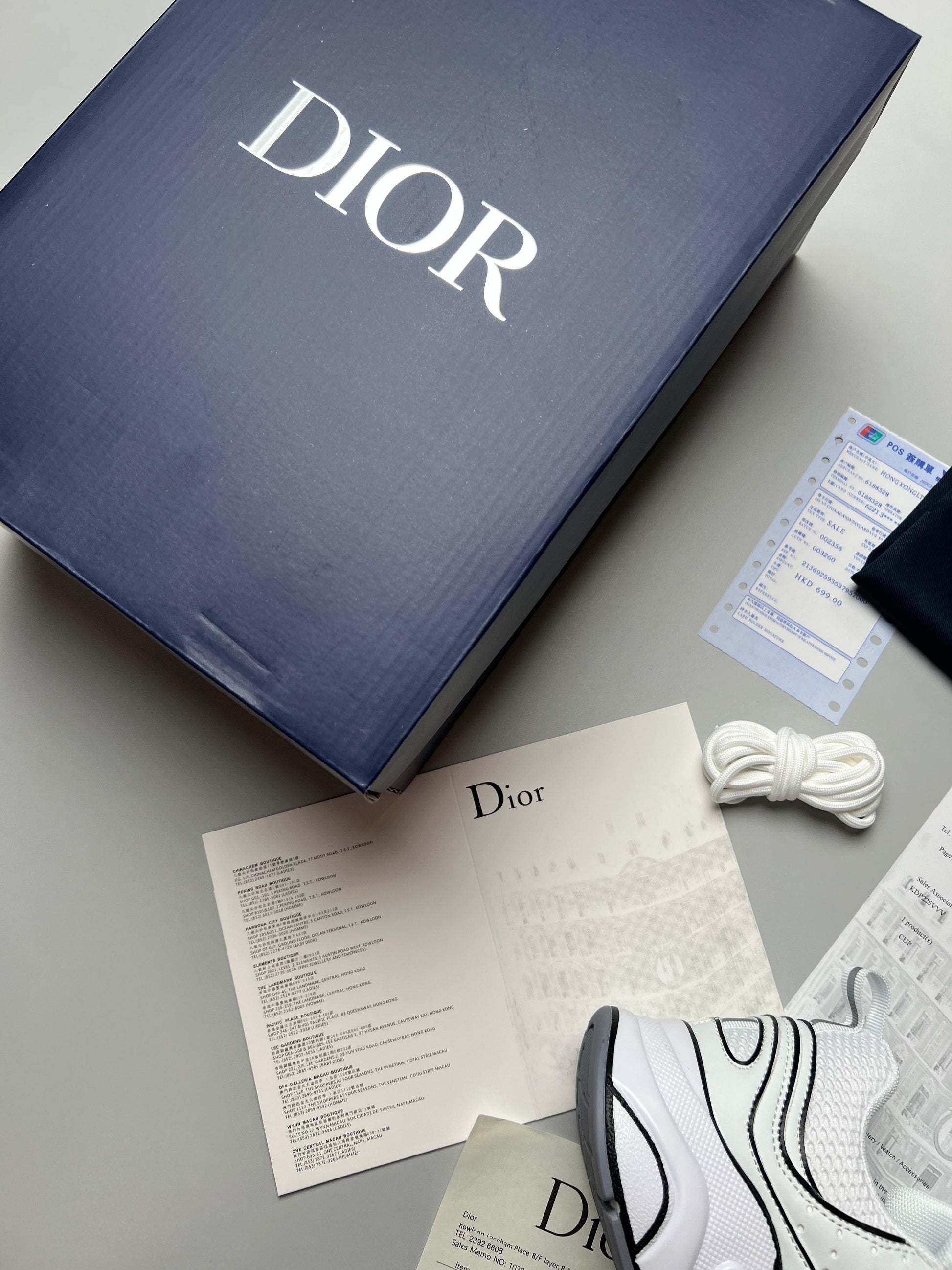 DIOR B22