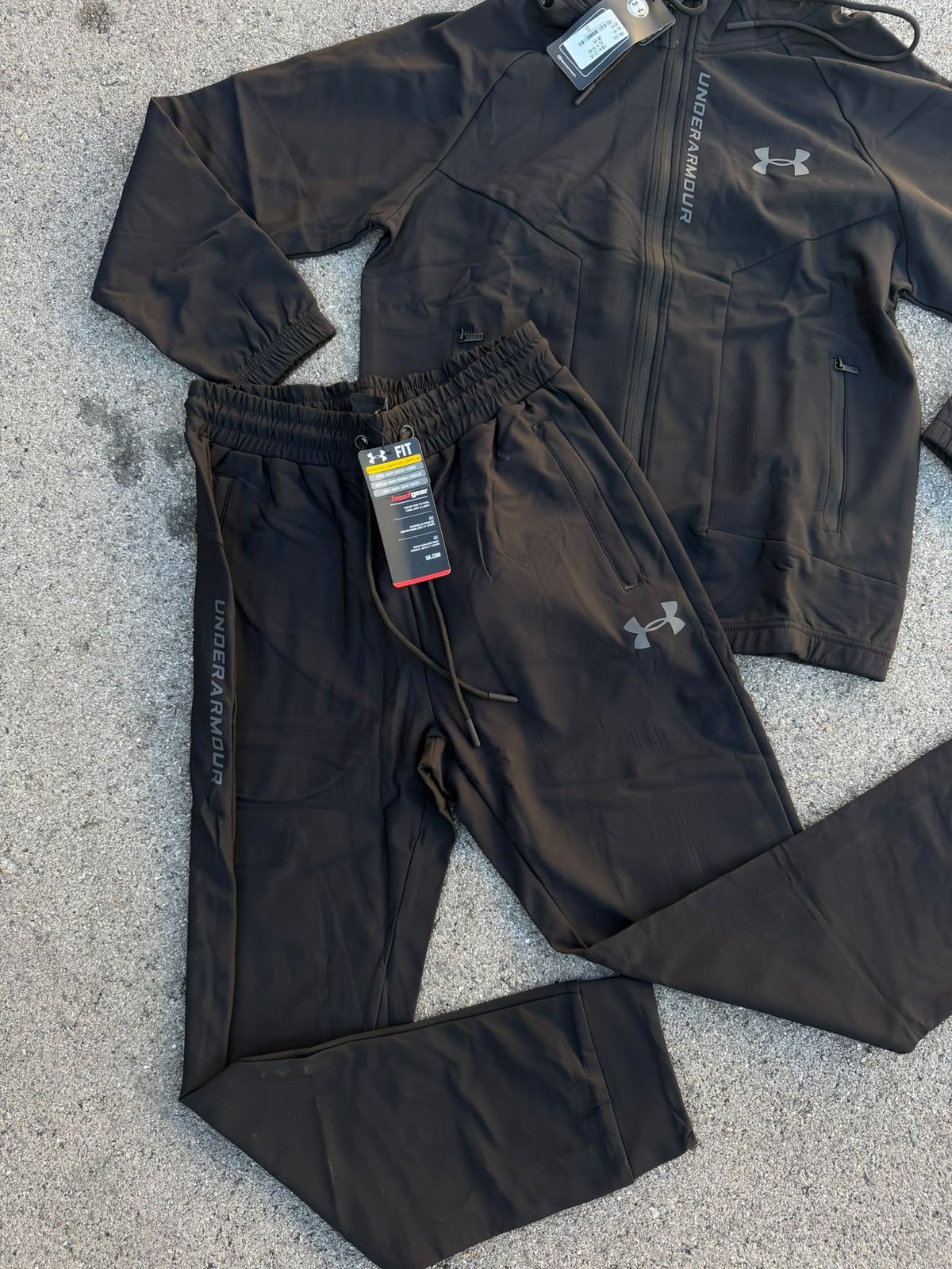UNDER ARMOUR CHANDAL
