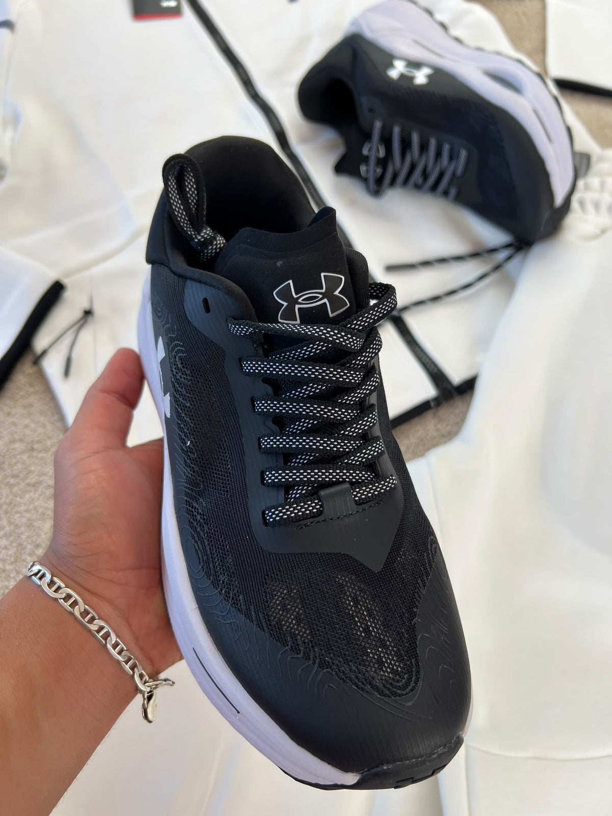 ZAPAS UNDER ARMOUR