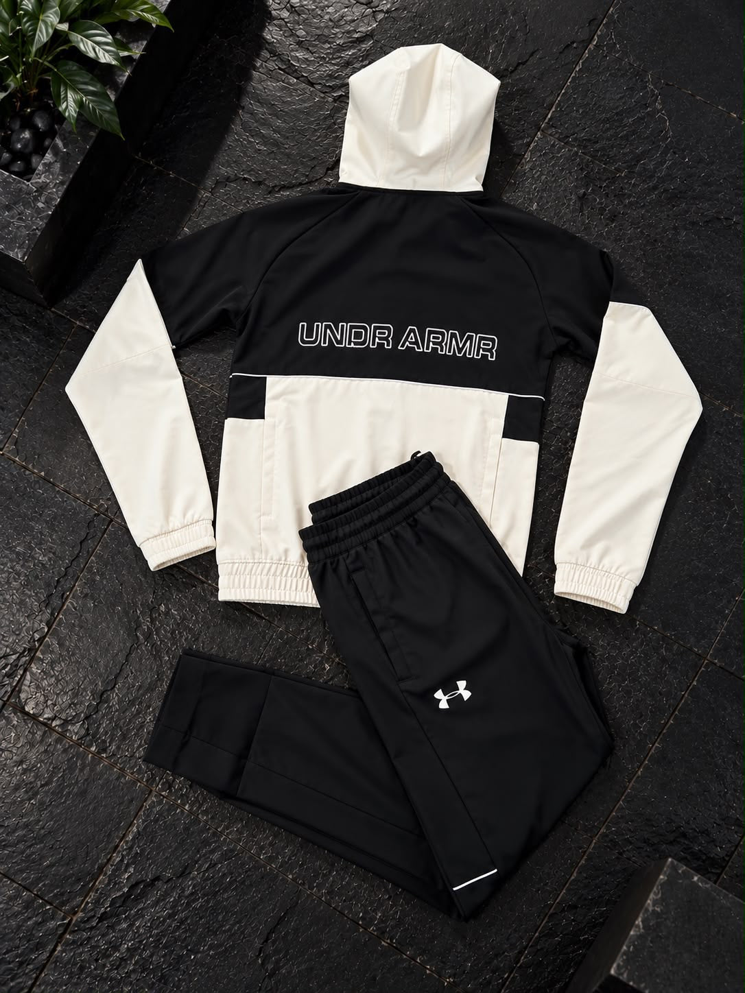 CHANDAL UNDER ARMOUR