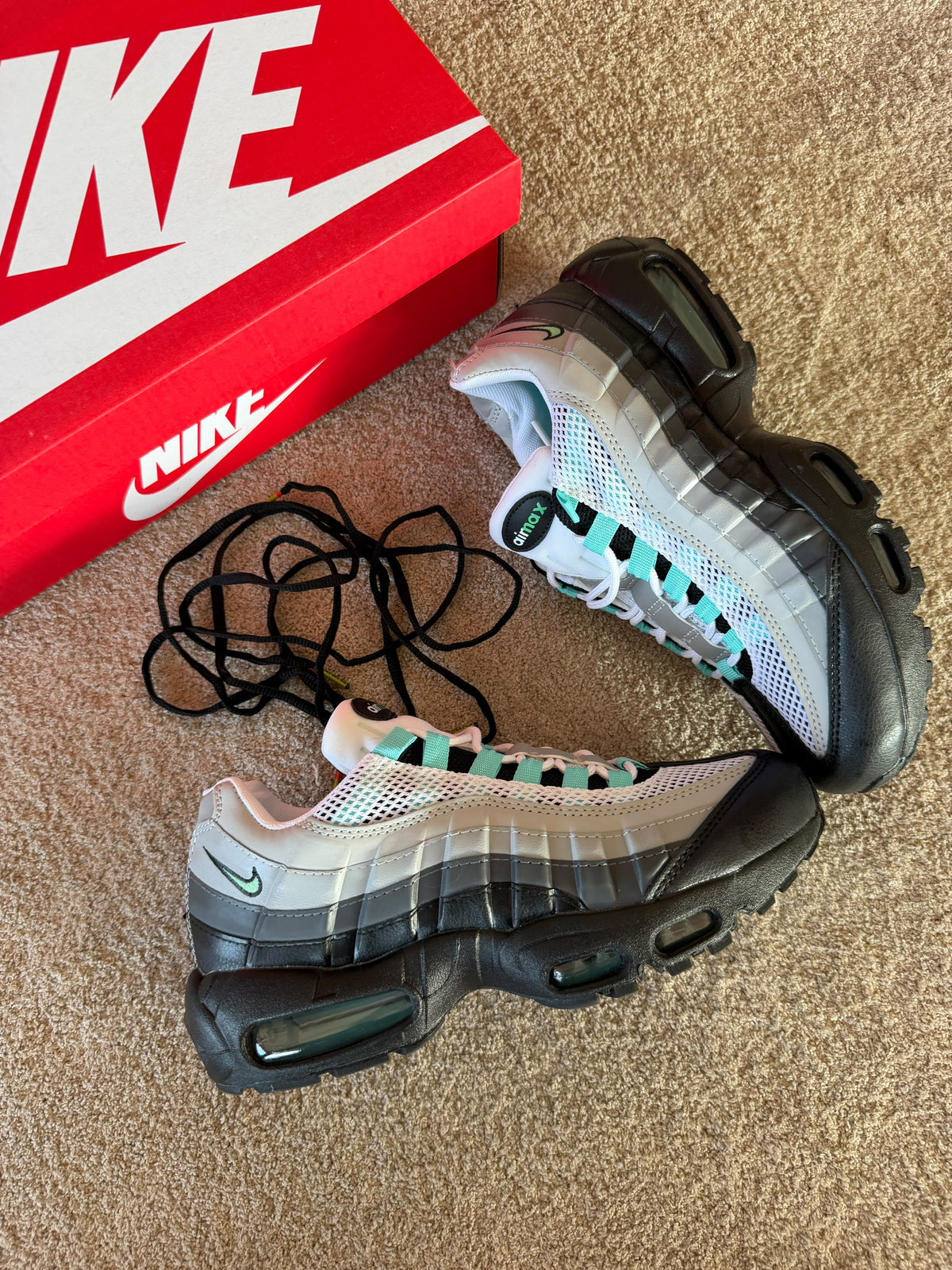 NIKE AIRMAX 95