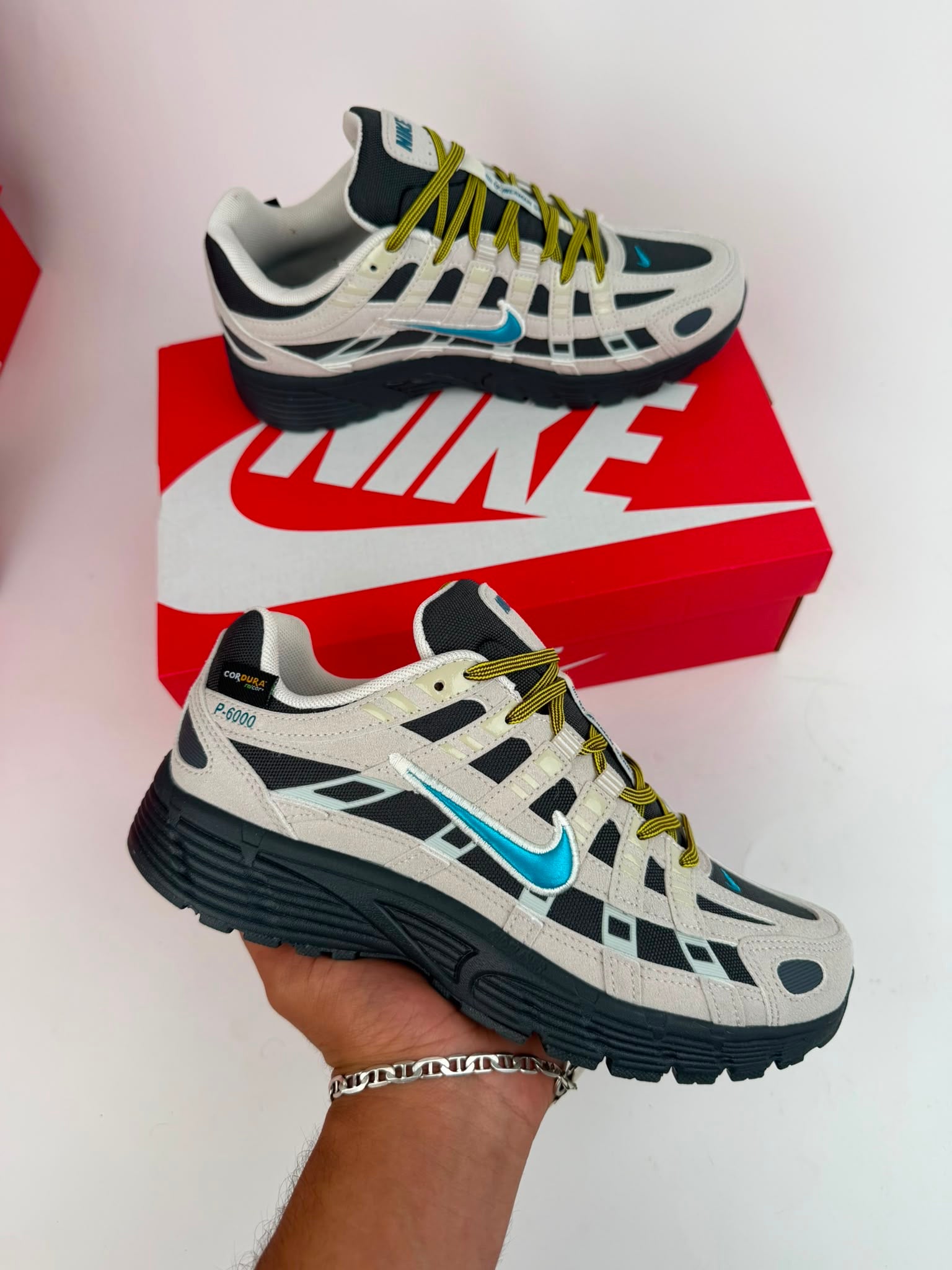 NIKE P6000