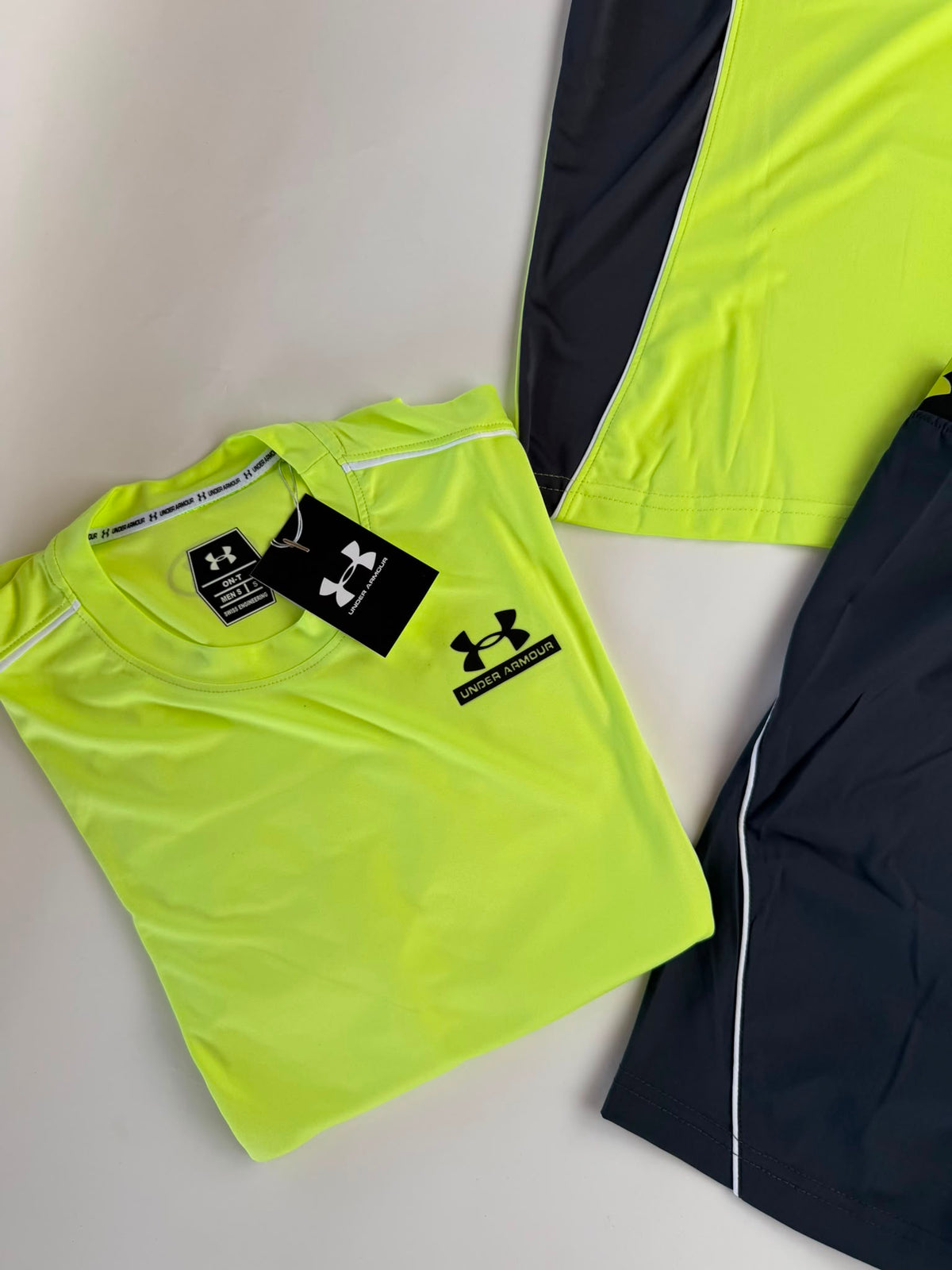 CONJUNTO UNDER ARMOUR 2026