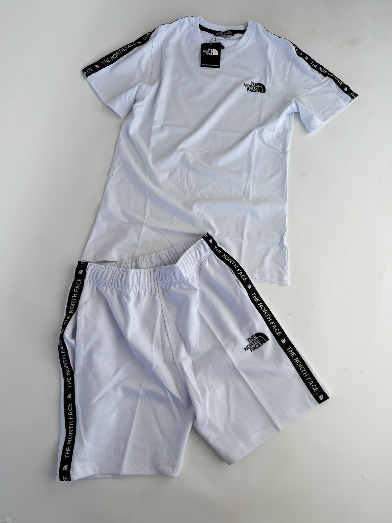 THE NORTH FACE CONJUNTO CORTO