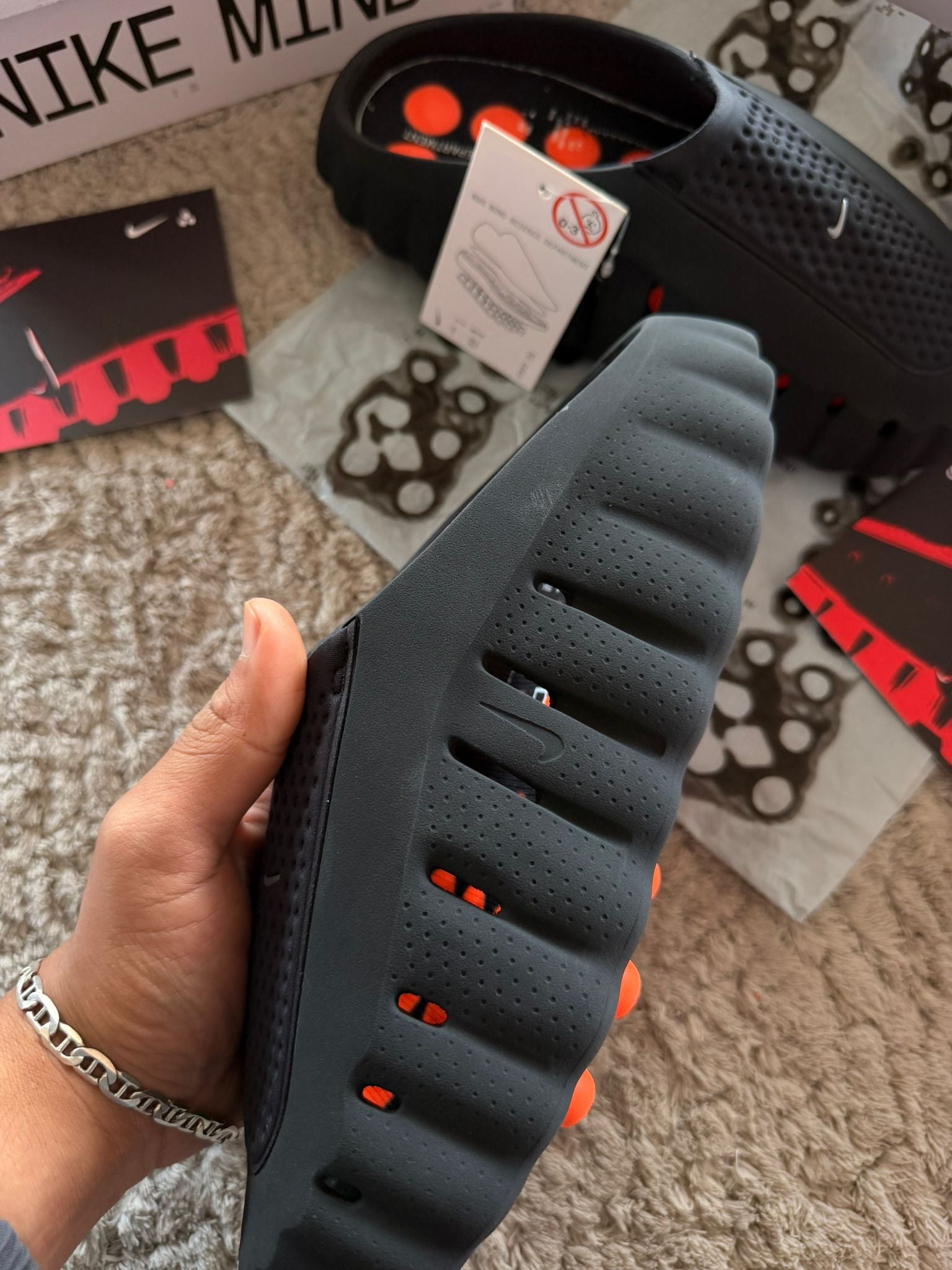 NIKE MIND 001