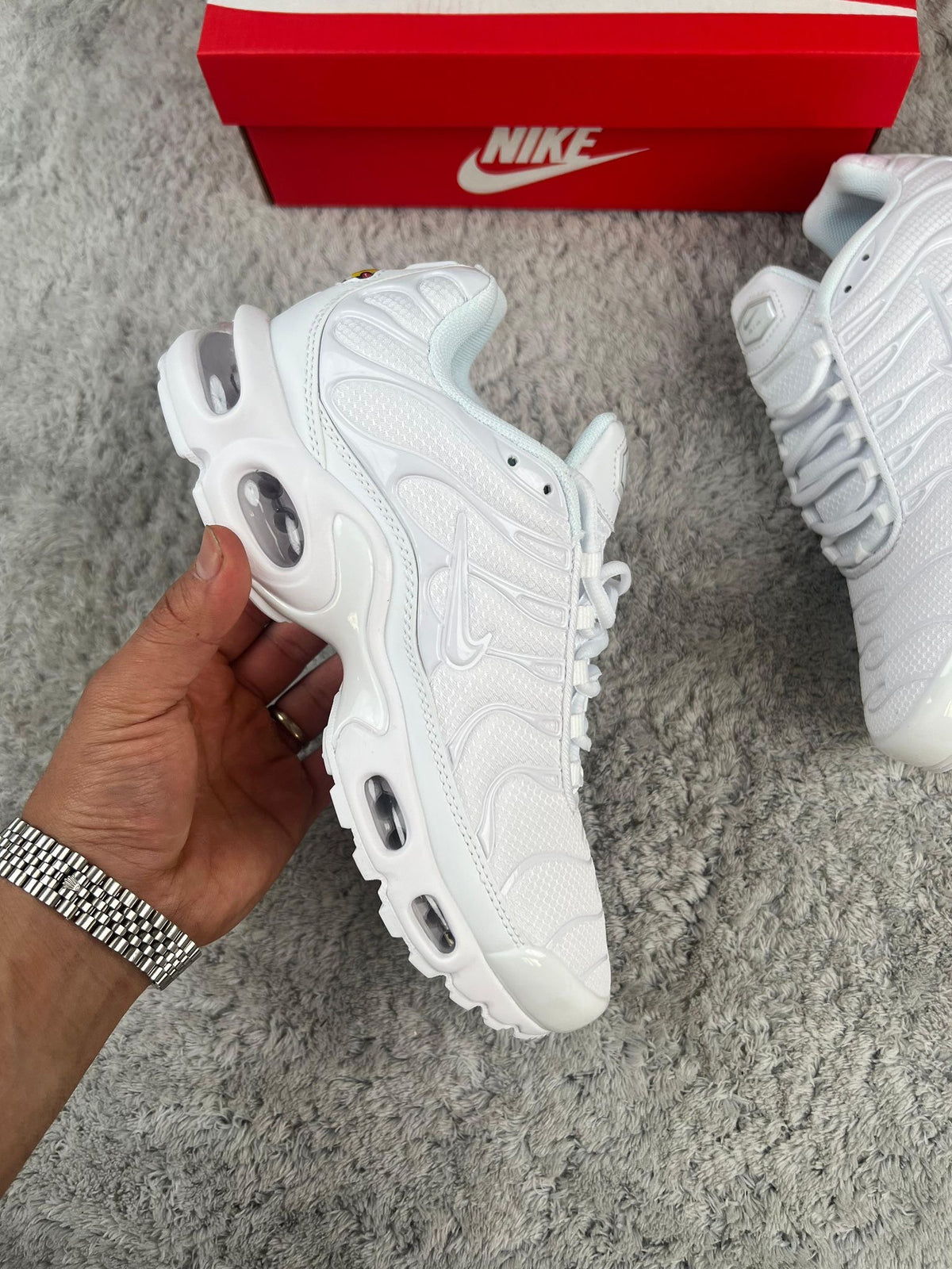 NIKE TN