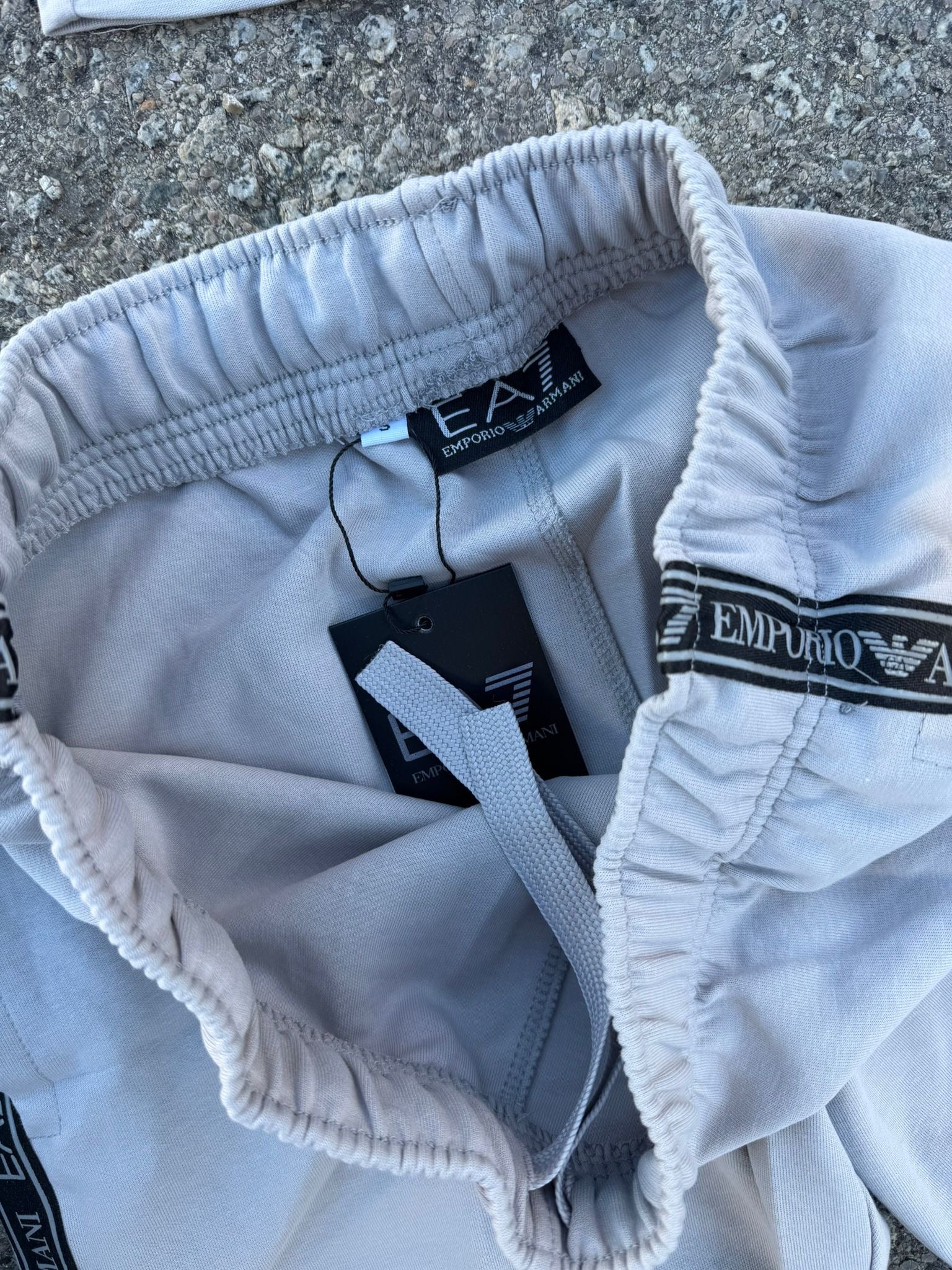 EMPORIO ARMANI CONJUNTO CORTO