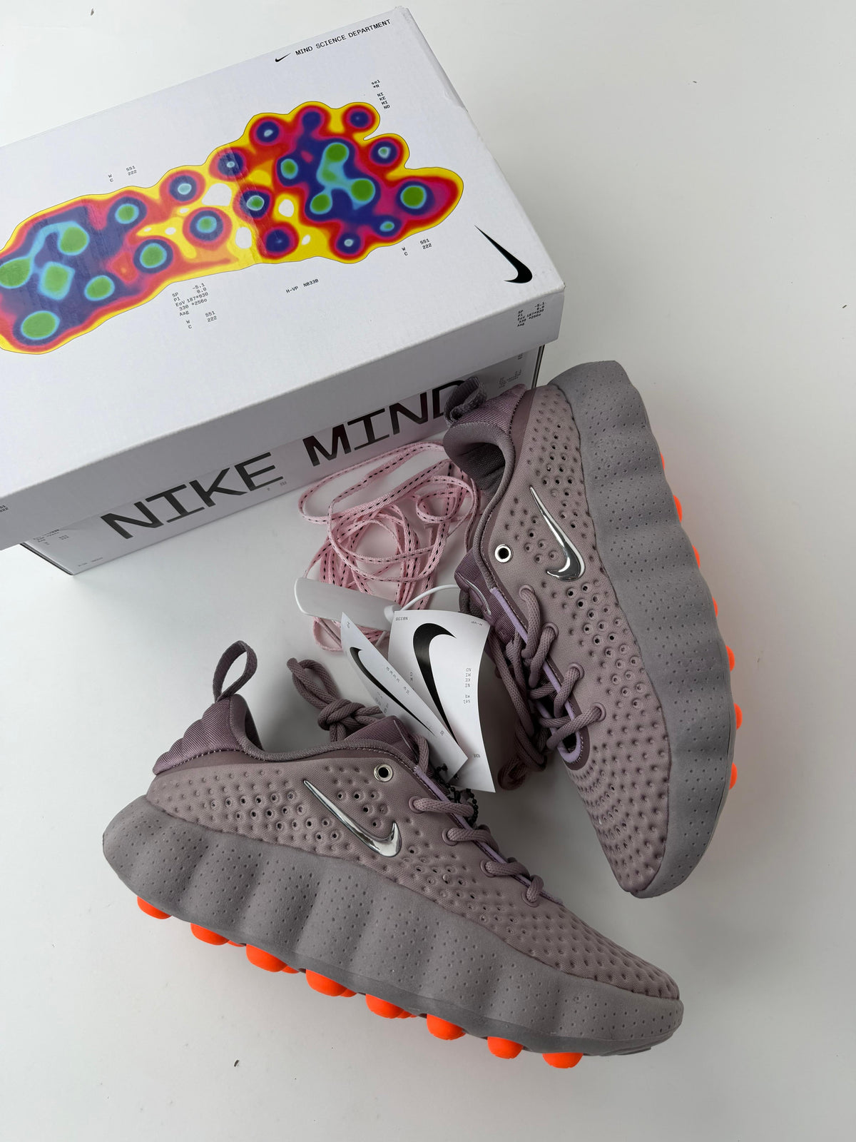NIKE MIND 002
