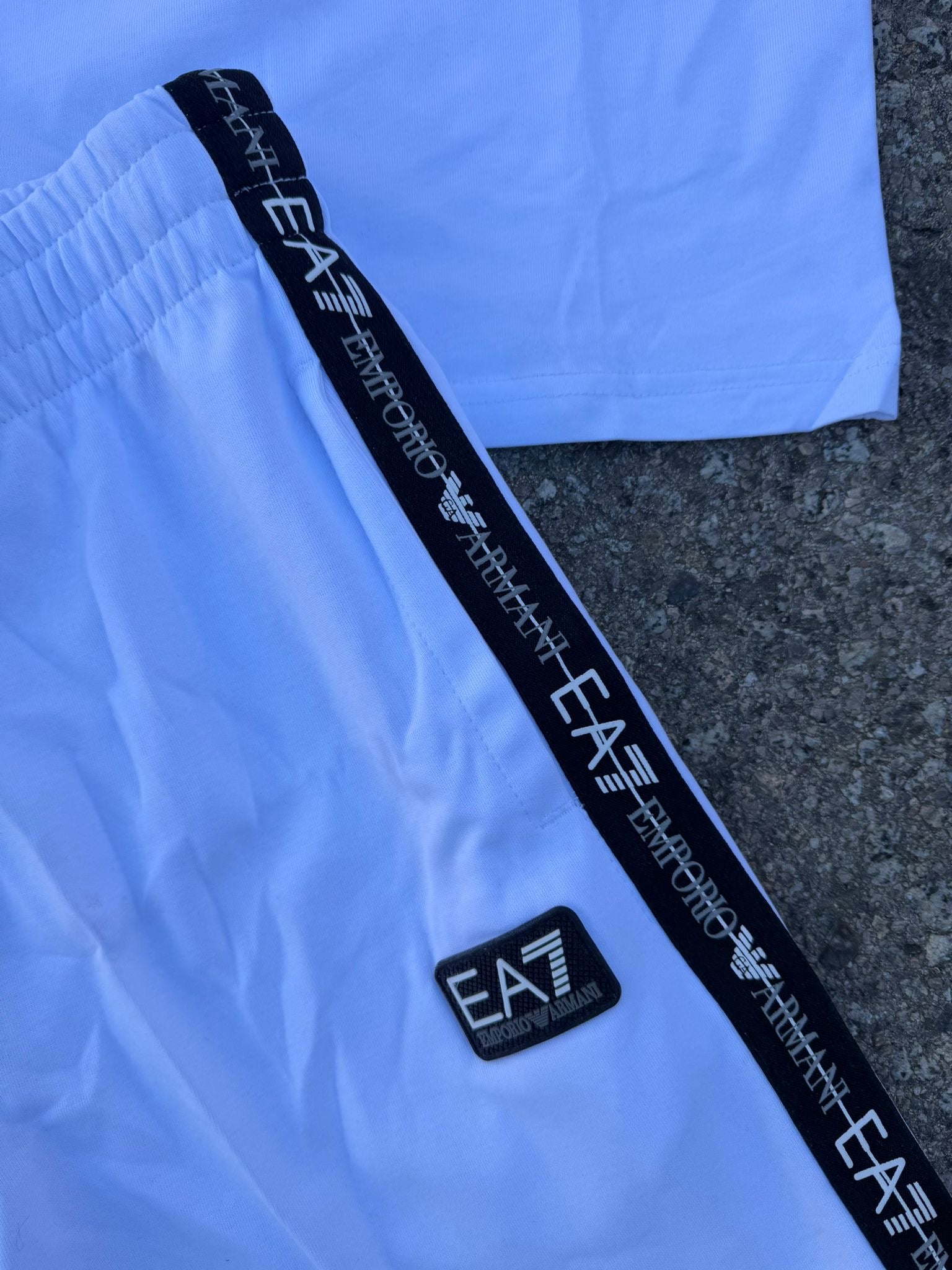 EMPORIO ARMANI CONJUNTO CORTO