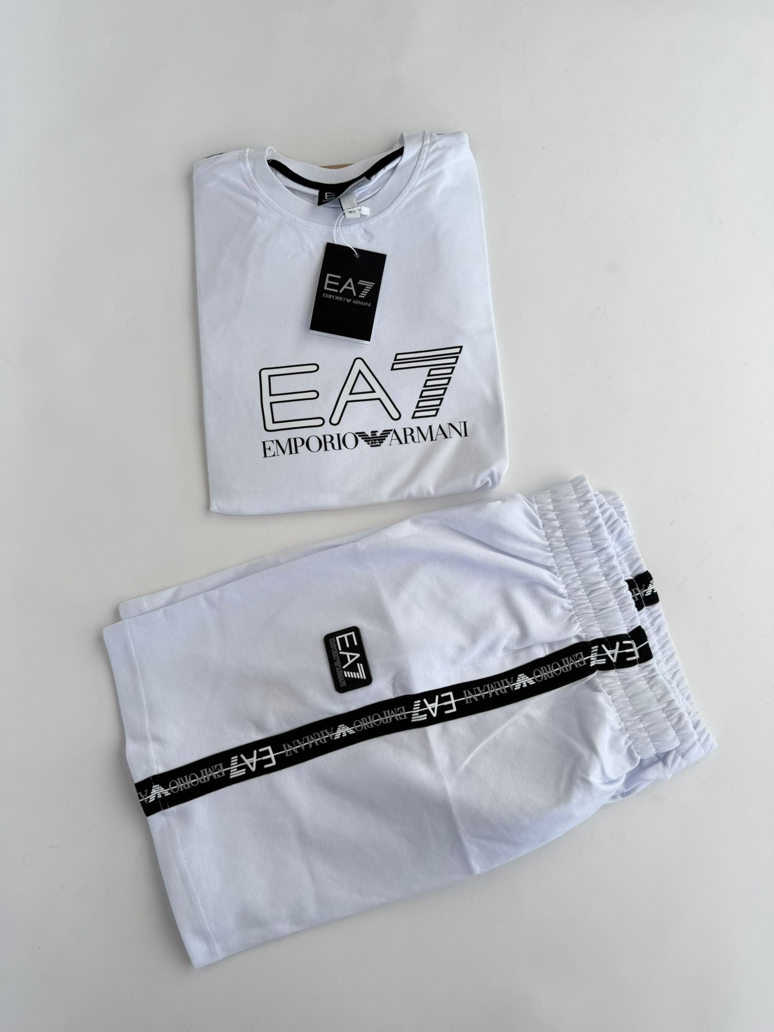 EMPORIO ARMANI CONJUNTO CORTO