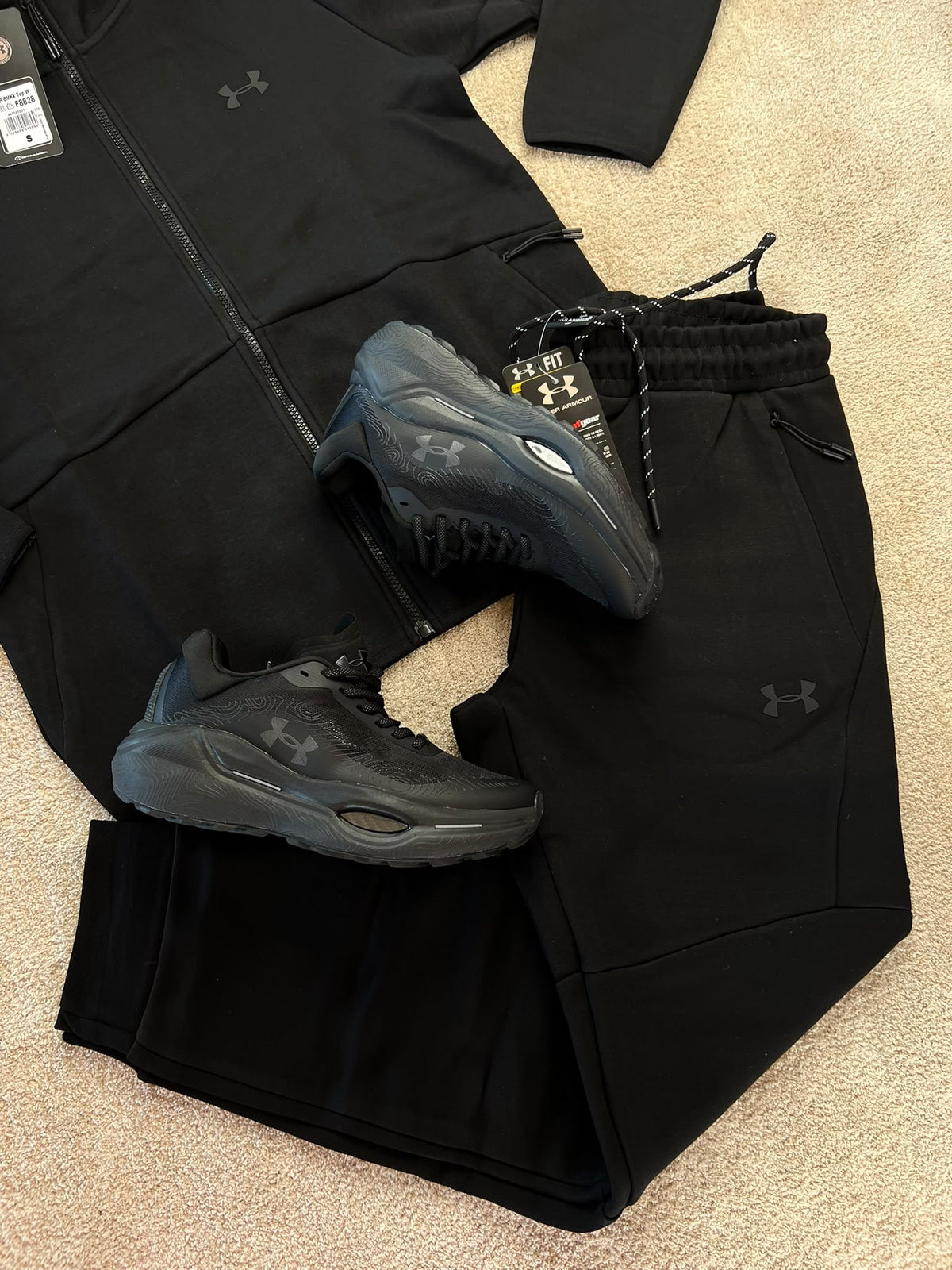 ZAPAS UNDER ARMOUR