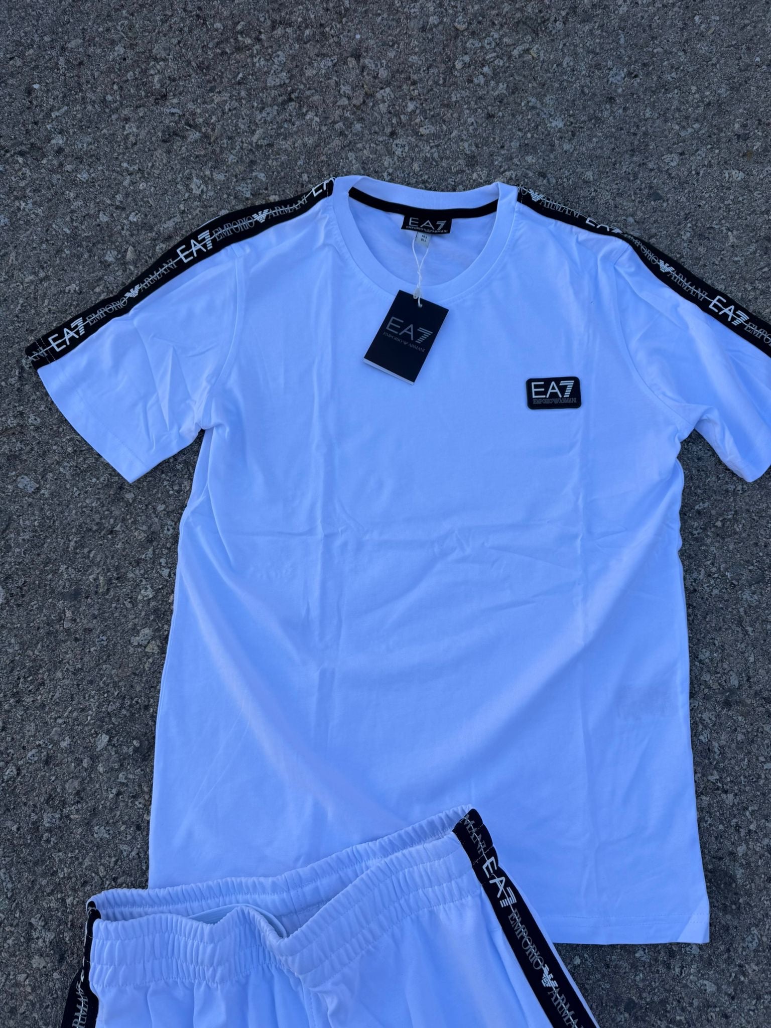 EMPORIO ARMANI CONJUNTO CORTO