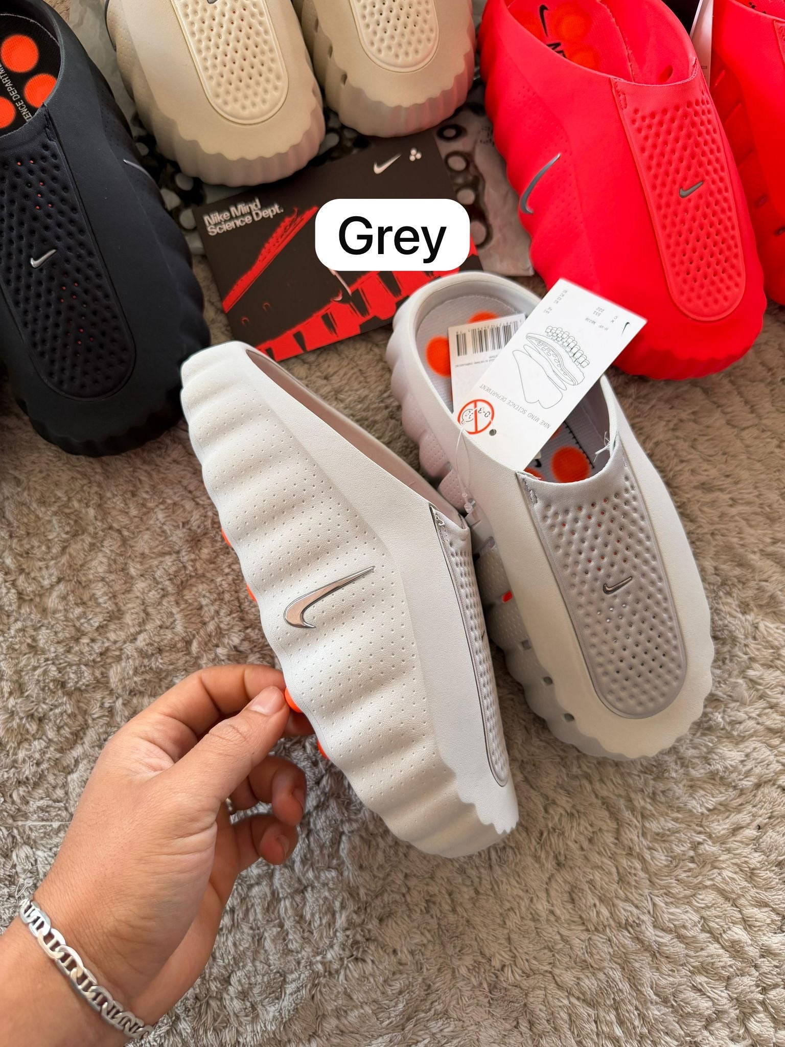 NIKE MIND 001