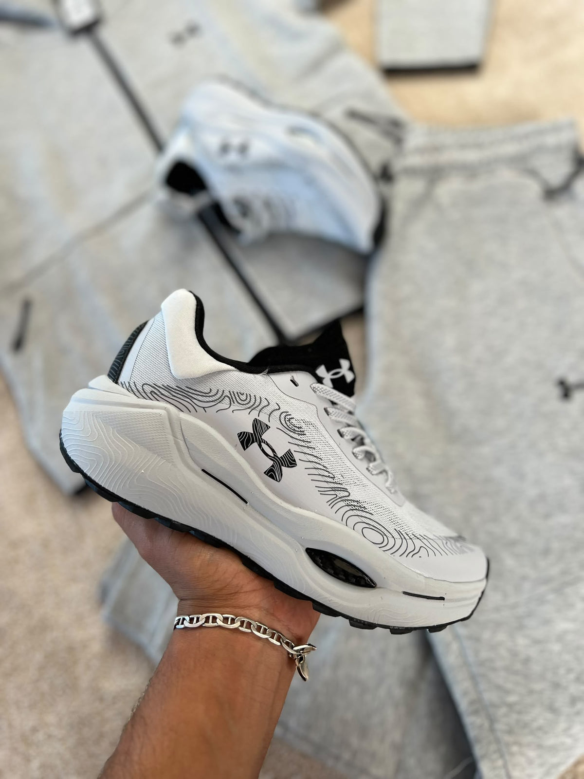 ZAPAS UNDER ARMOUR