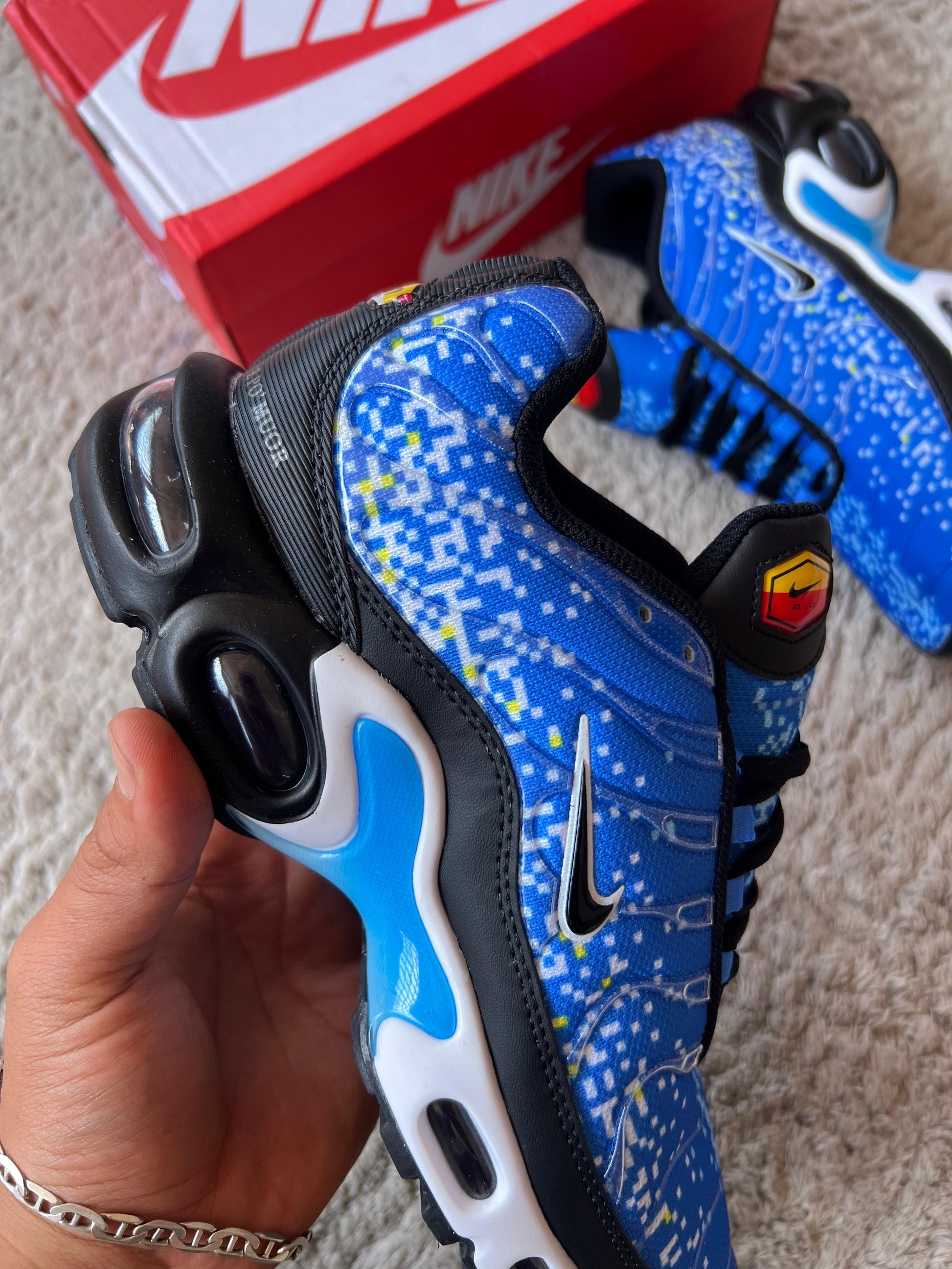 NIKE TN