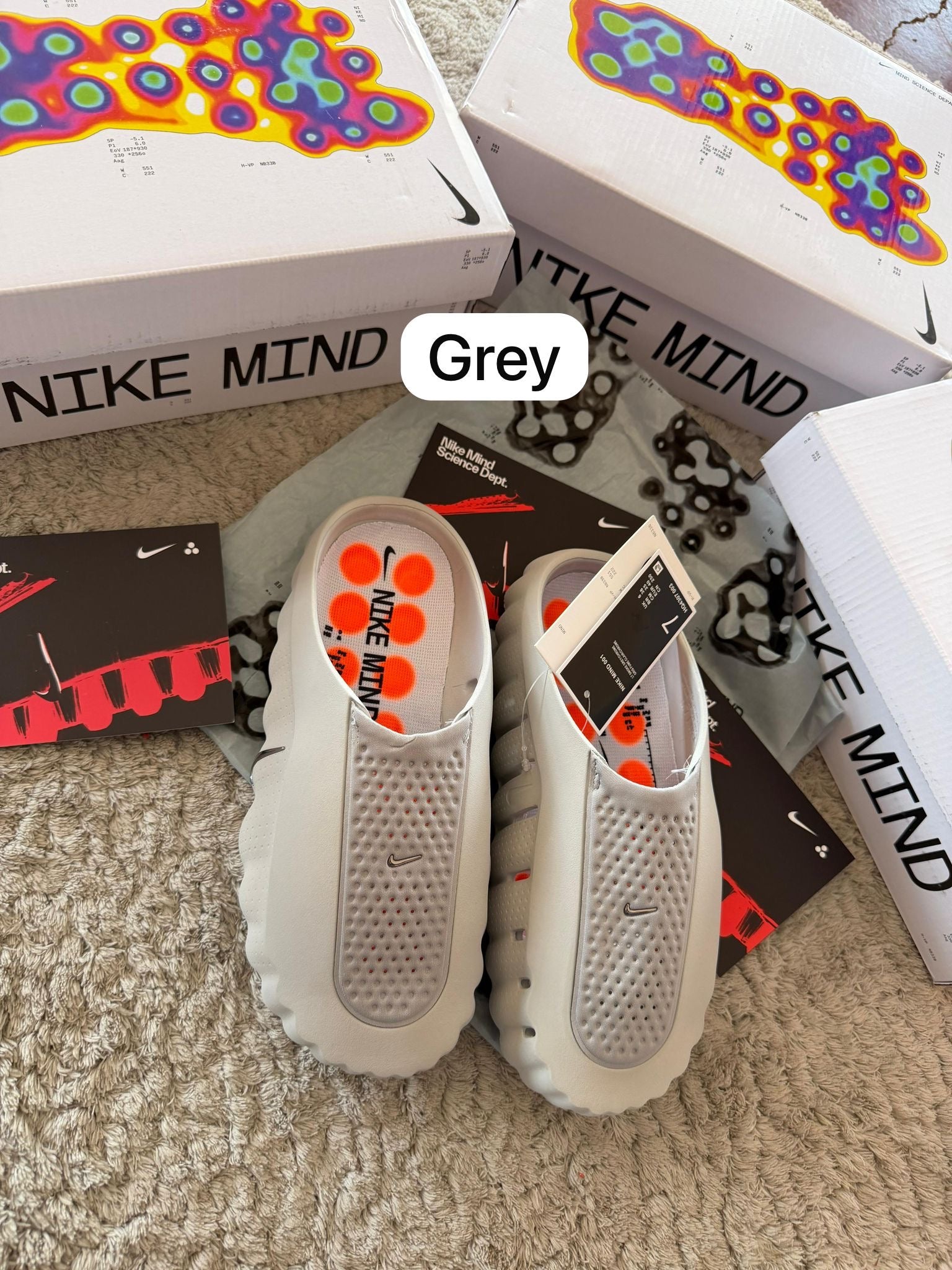 NIKE MIND 001