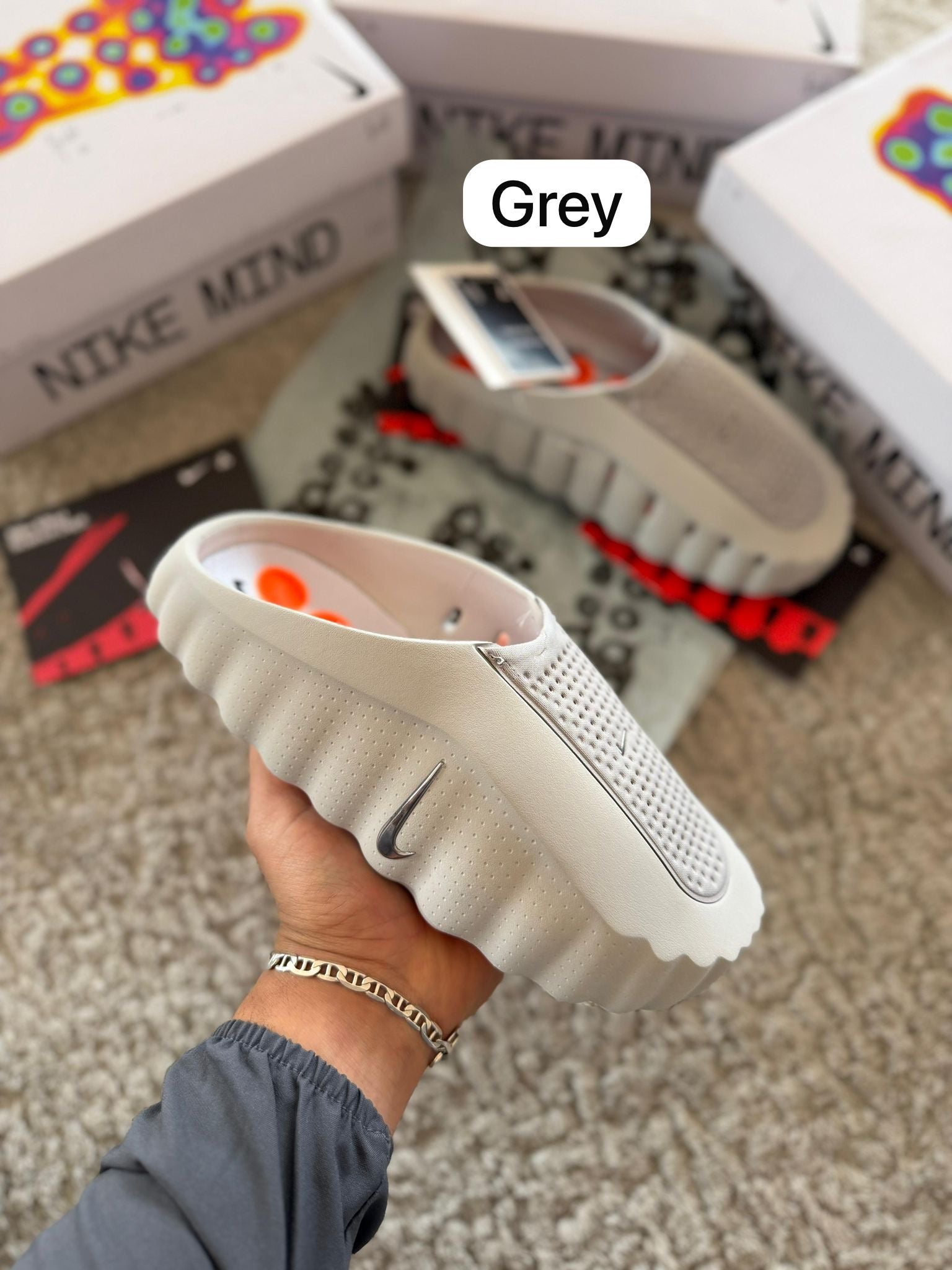 NIKE MIND 001