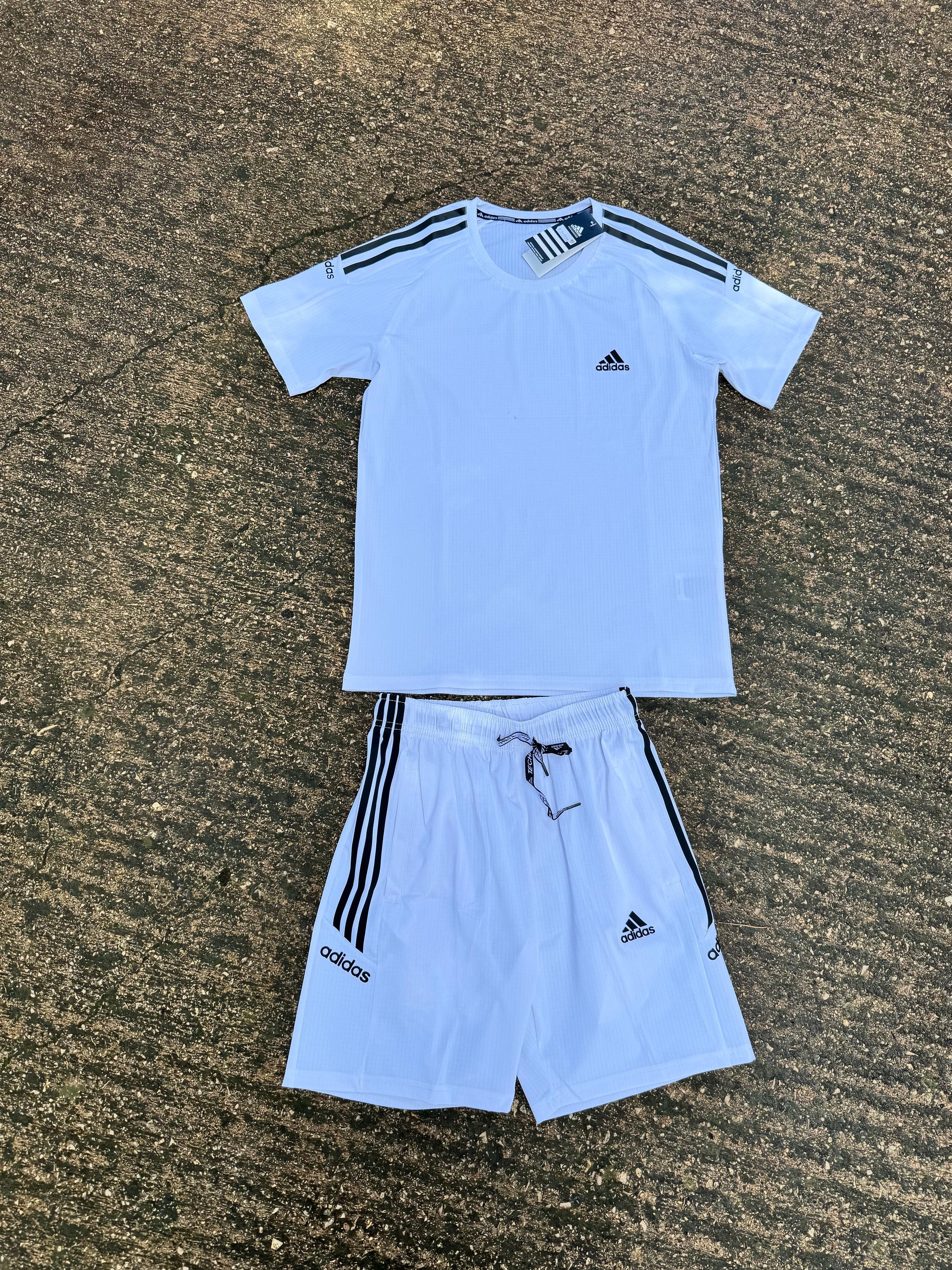 ADIDAS CONJUNTO CORTO