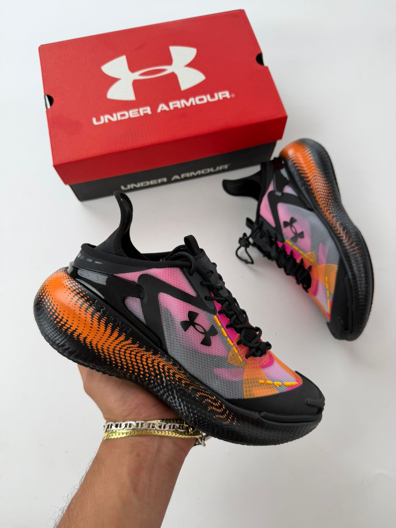UNDER ARMOUR UA ECHO