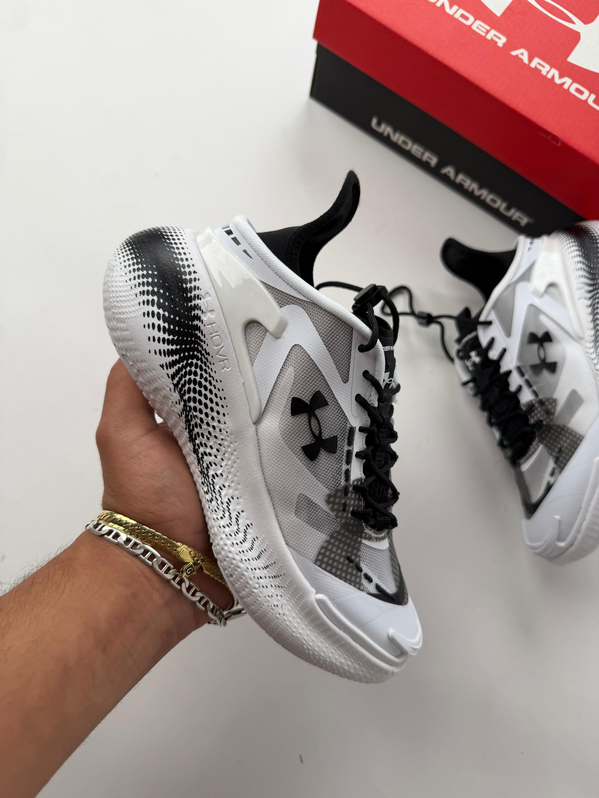 UNDER ARMOUR UA ECHO