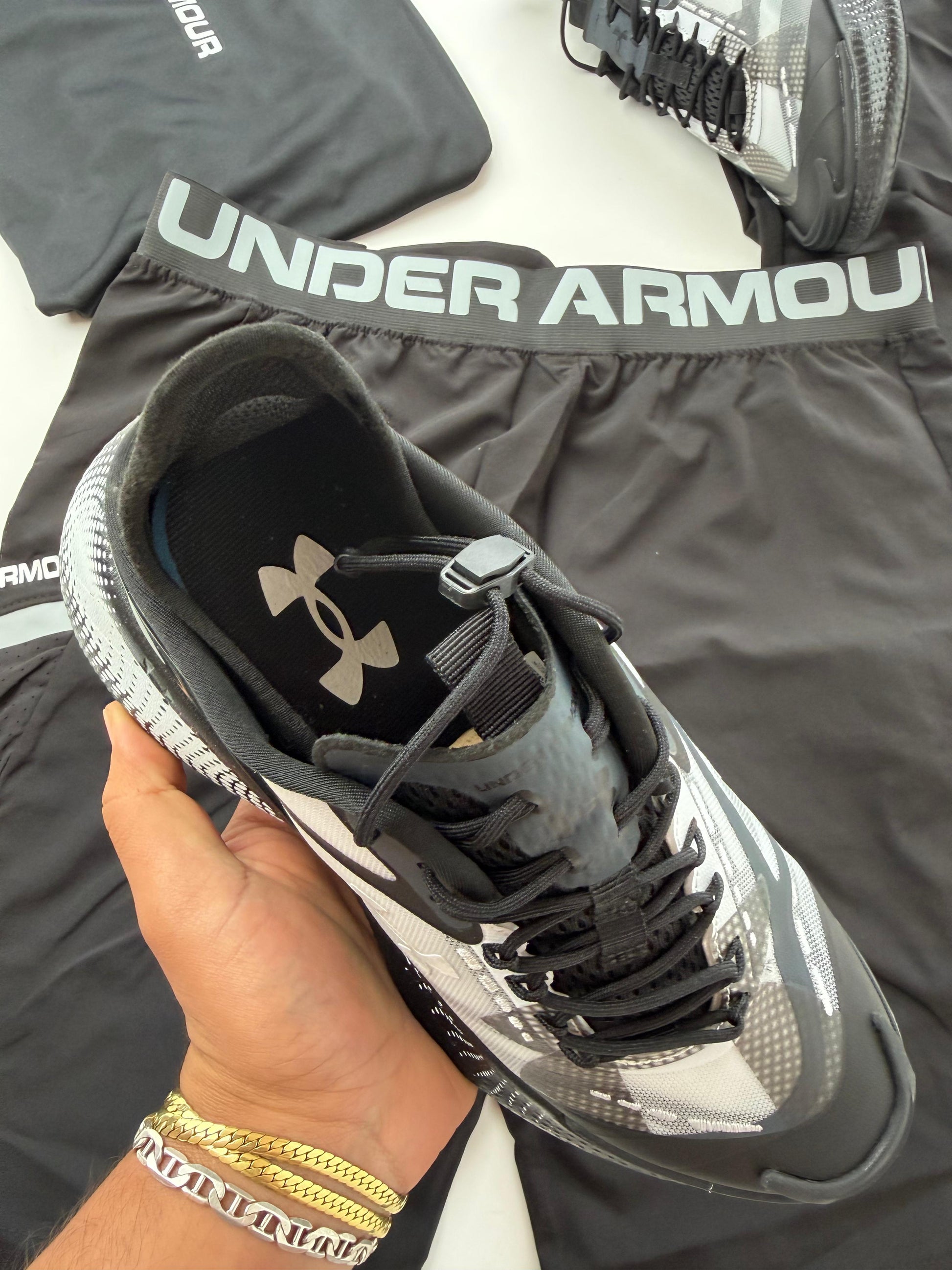 UNDER ARMOUR UA ECHO