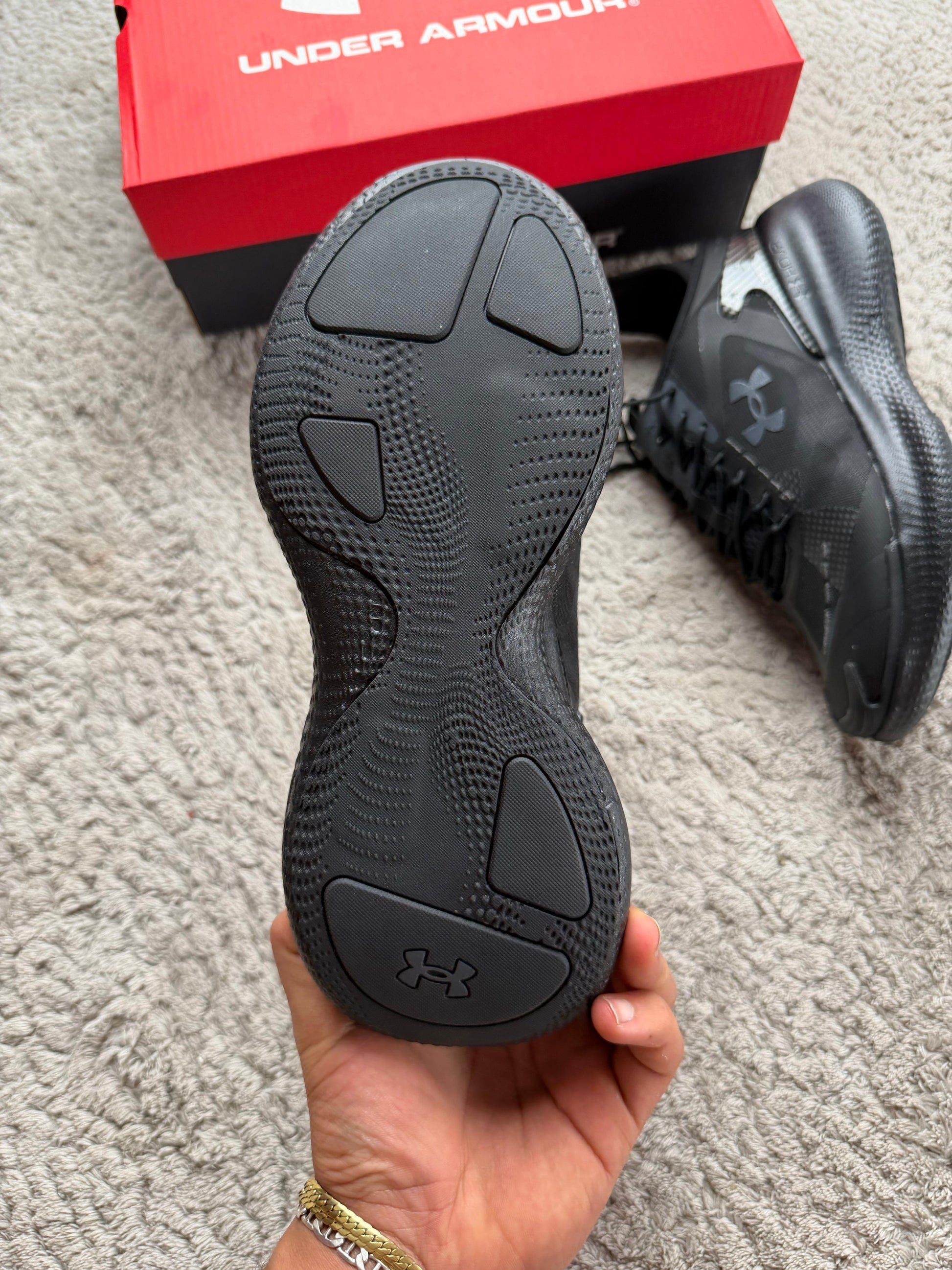 UNDER ARMOUR UA ECHO