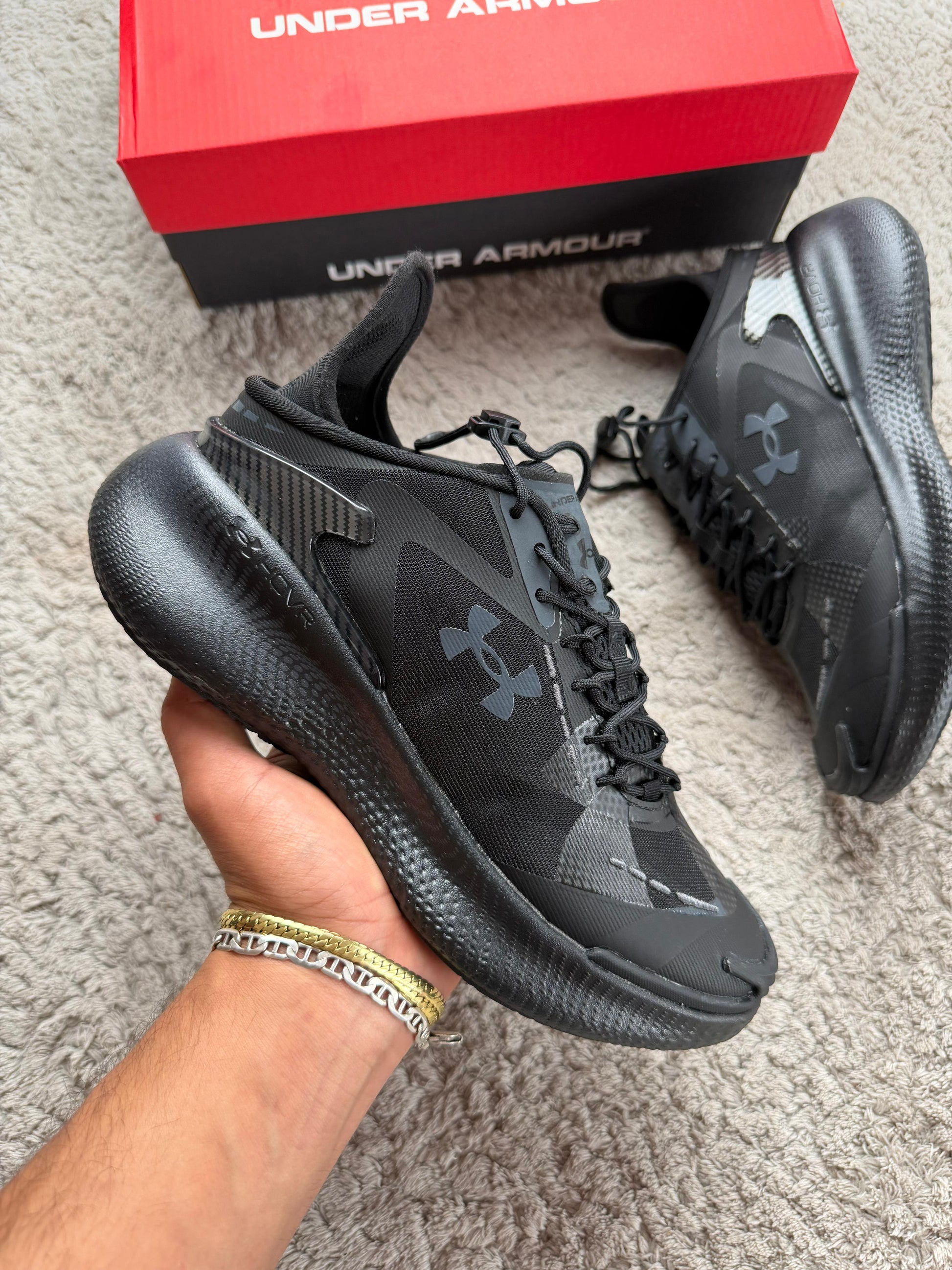 UNDER ARMOUR UA ECHO