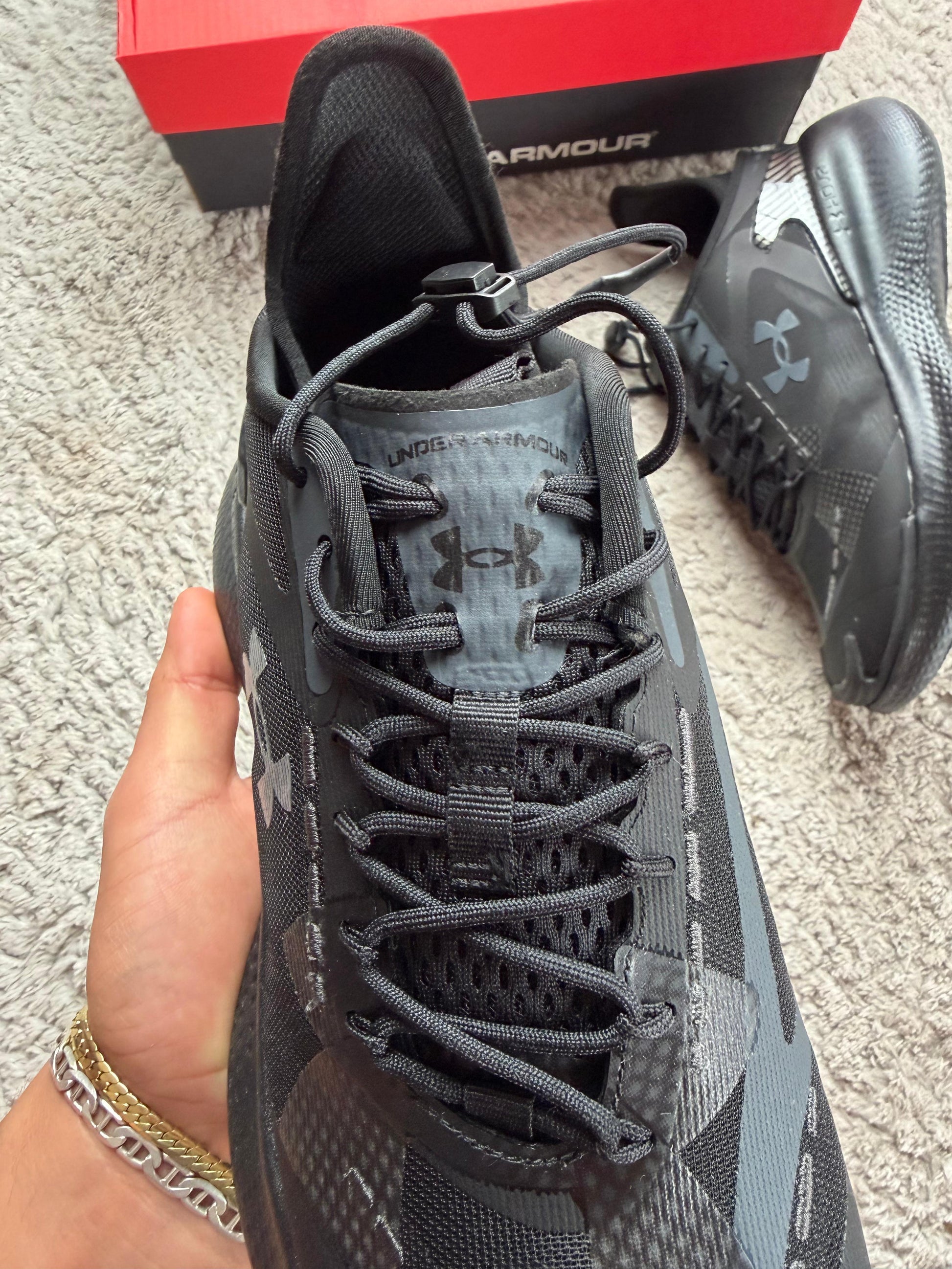 UNDER ARMOUR UA ECHO