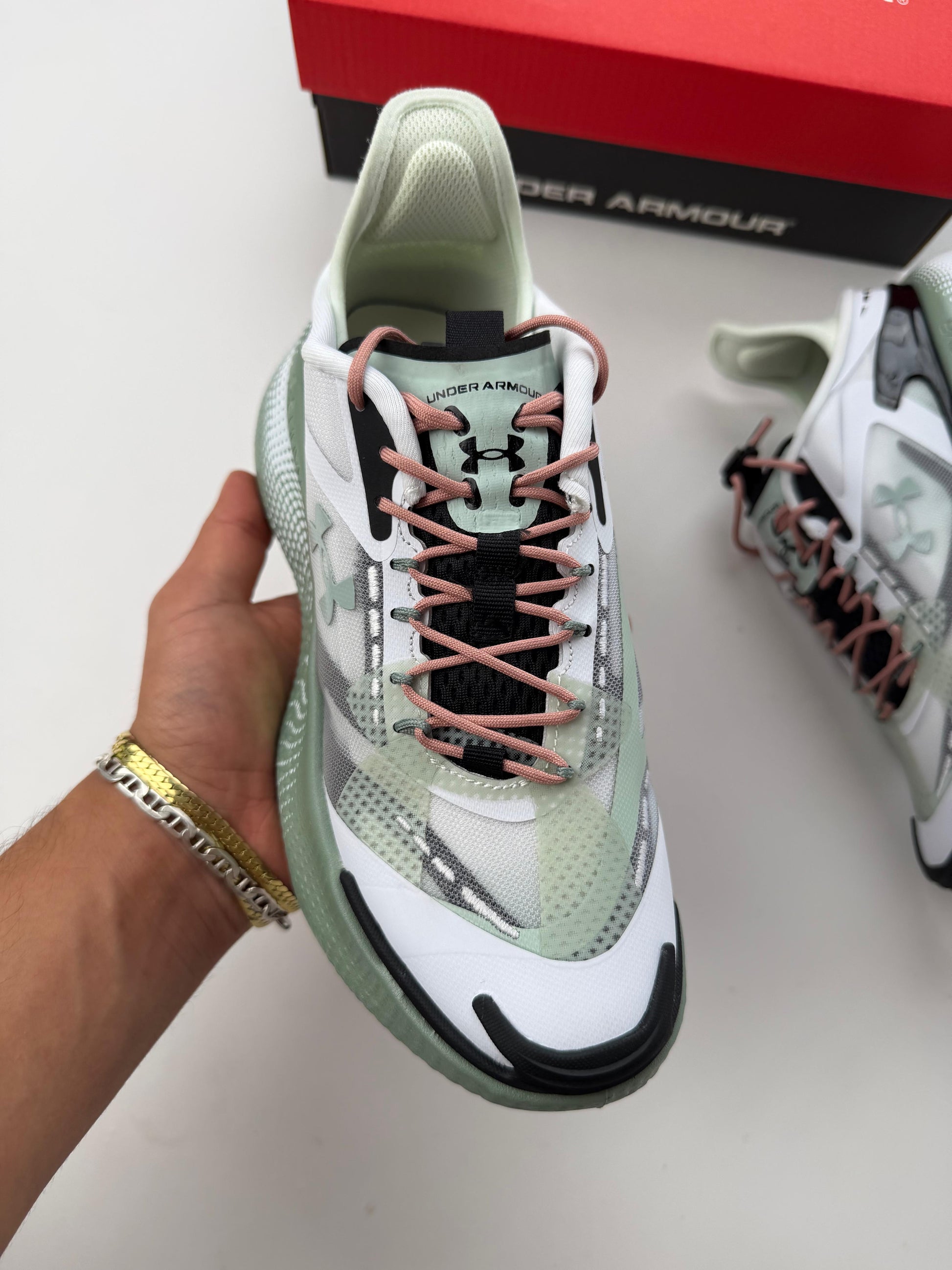 UNDER ARMOUR UA ECHO